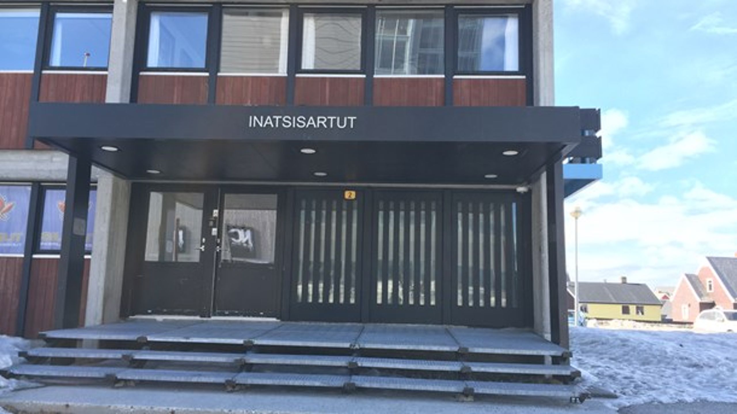 Hver uge stiller medlemmer af det grønlandske landsting spørgsmål til den siddende regering. De mest interessante spørgsmål og de efterfølgende svar kan du læse hver mandag på Altingets Arktis-portal.