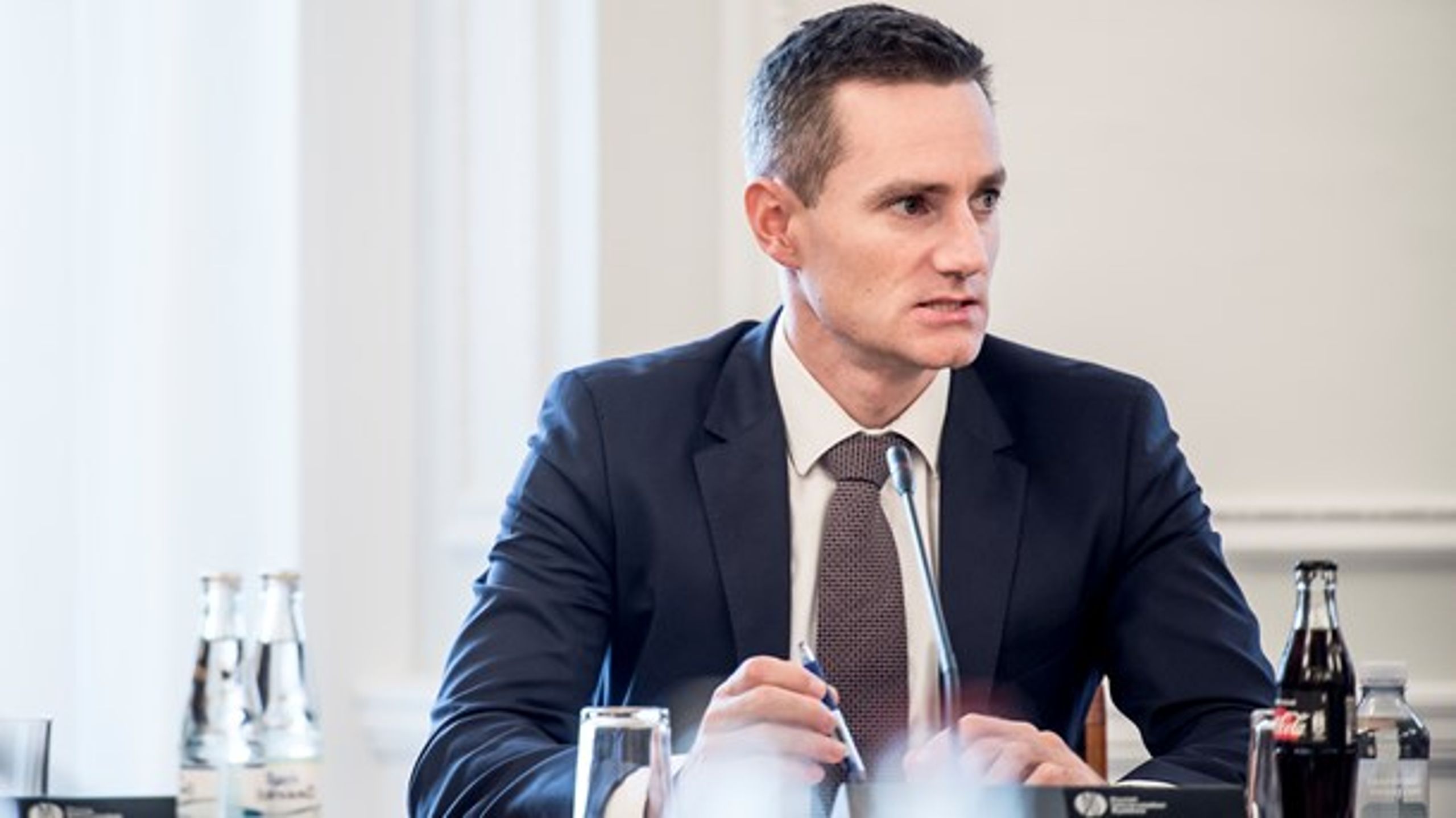 Erhvervsminister Rasmus Jarlov (K) er blandt deltagerne til Finans Danmarks årsmøde.&nbsp;