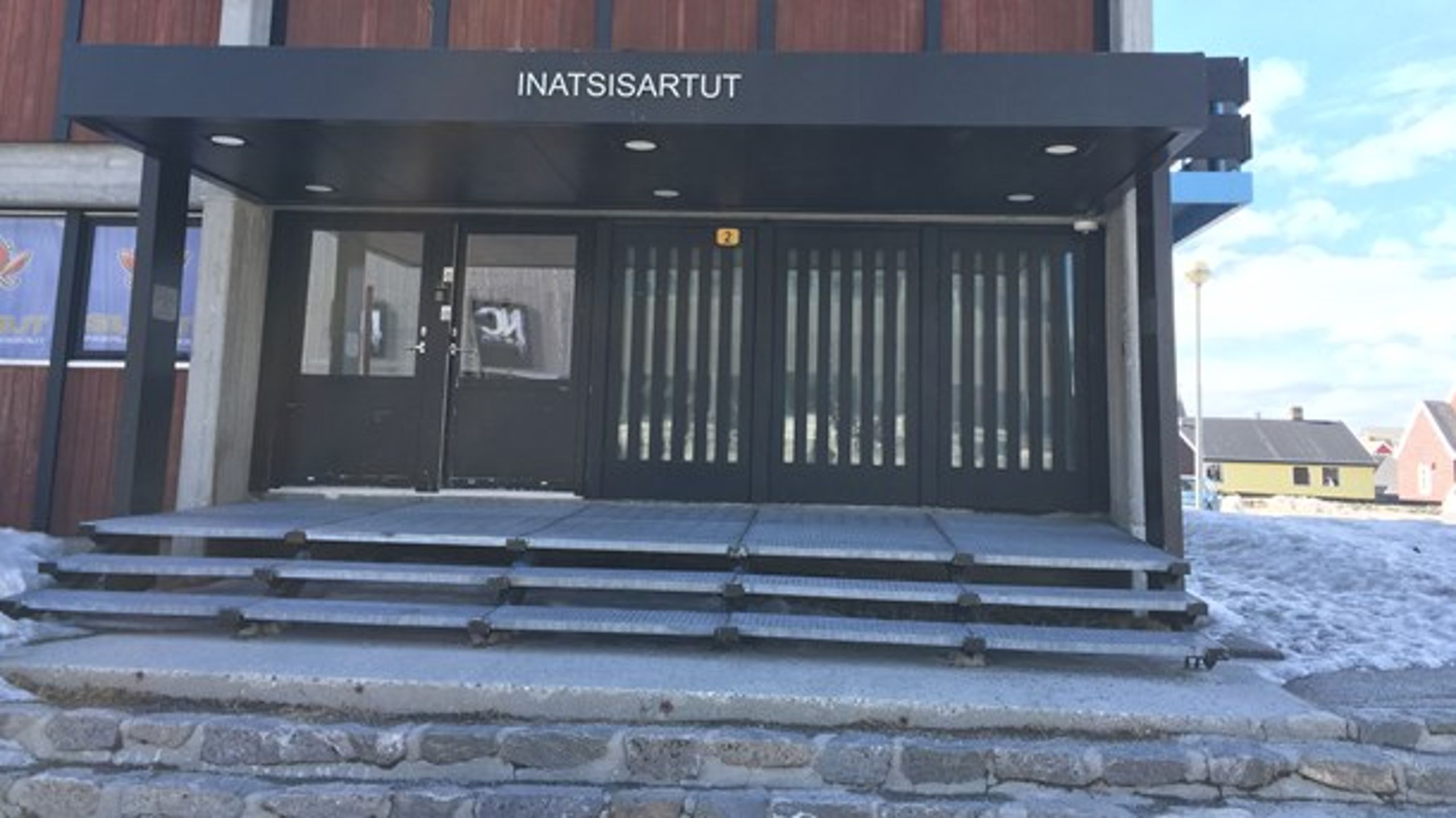 Hver uge stiller medlemmer af det grønlandske landsting spørgsmål til den siddende regering. De mest interessante spørgsmål og de efterfølgende svar kan du læse hver mandag på Altingets Arktis-portal.