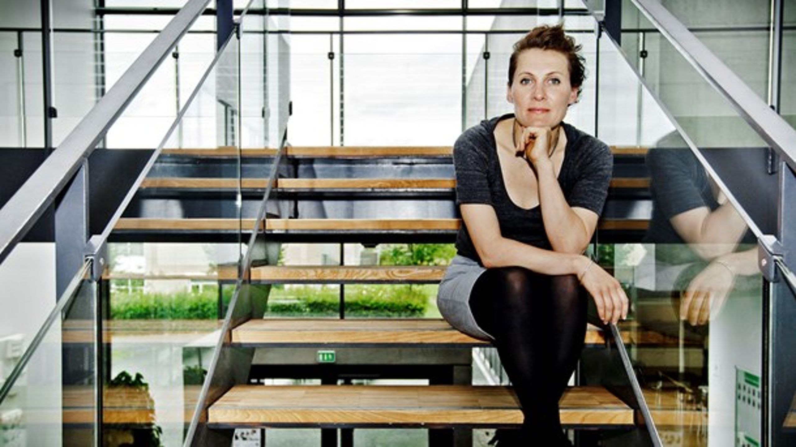 Det er blandt andet på grund af&nbsp;politisk styrede strategiske initiativer, at den frie forskning er underprioriteret, skriver medlemmer af&nbsp;Det Unge Akademi, Videnskabernes Selskab - (&nbsp;blandt andet Kristine Niss på billedet).
