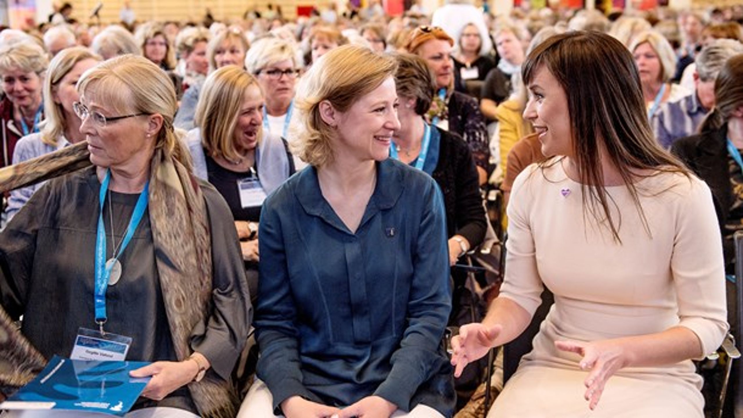 Regionrådsformand Sophie Hæstorp Andersen synes om, at&nbsp;regeringen foreslår en samlet organisering af den offentlige trafik.