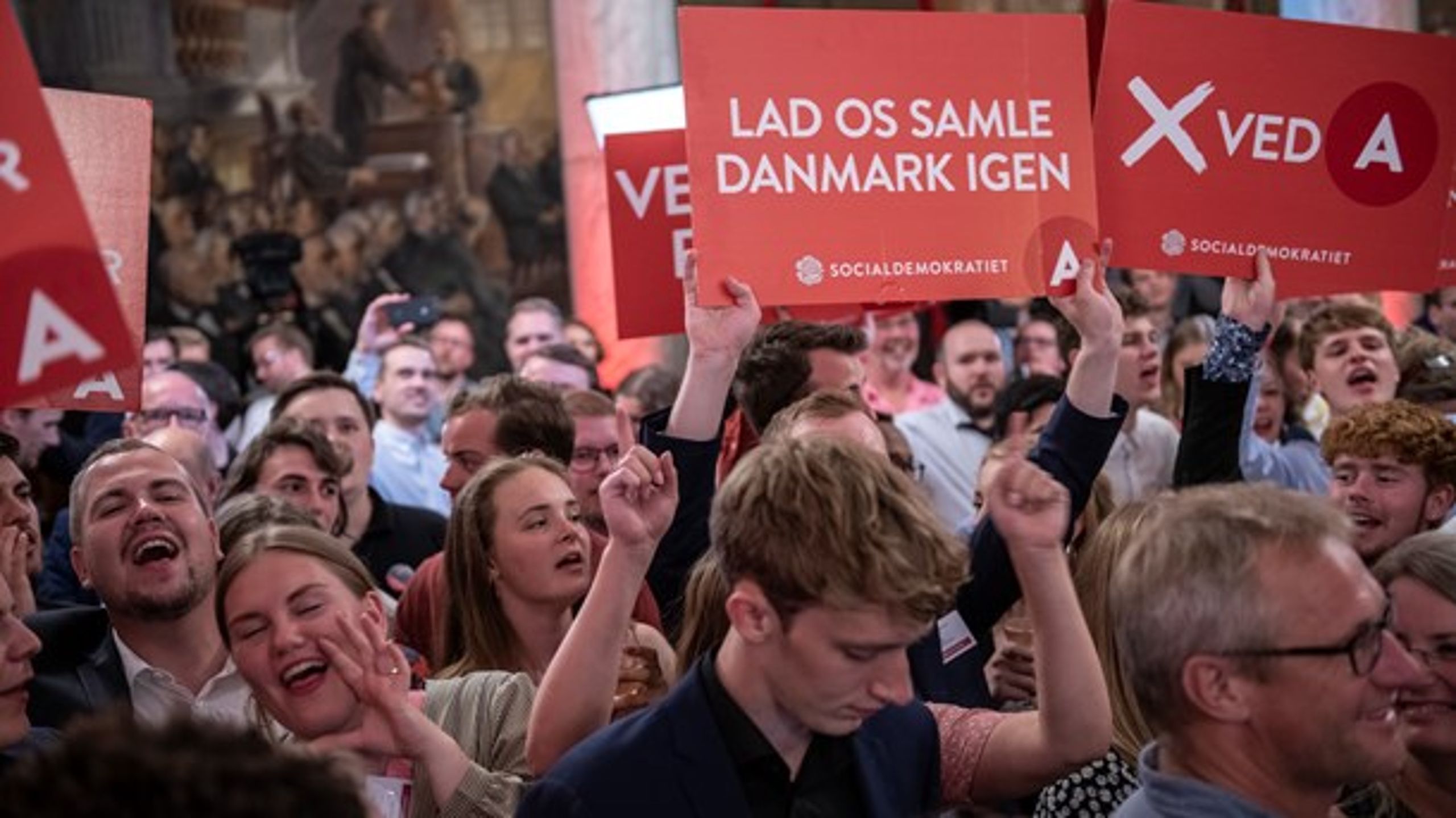 Uden Alternativet og de nordatlantiske mandater får rød blok 91 mandater.&nbsp;