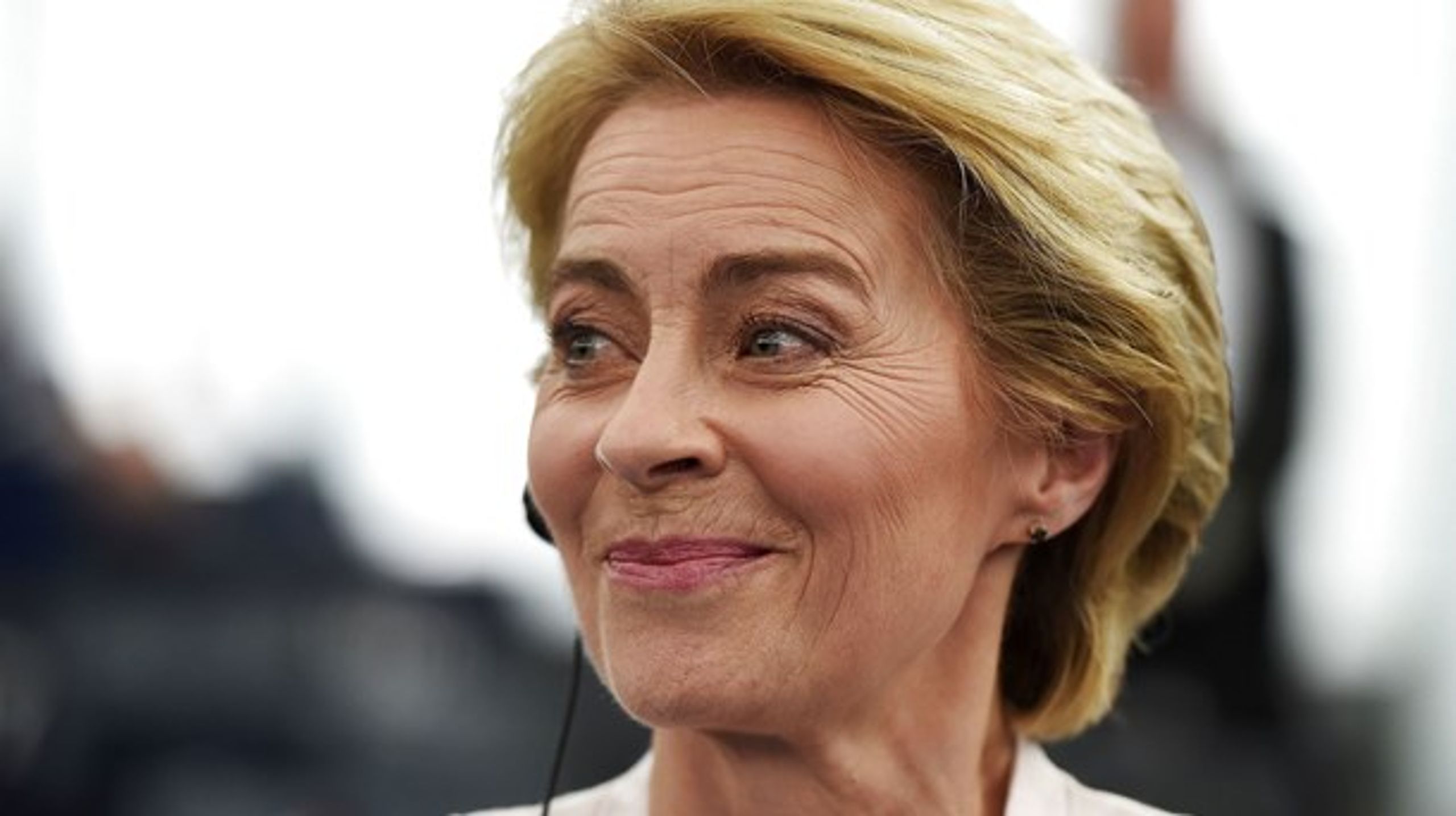 Ti stemmer endte med at afgøre Ursula von der Leyens skæbne.&nbsp;
