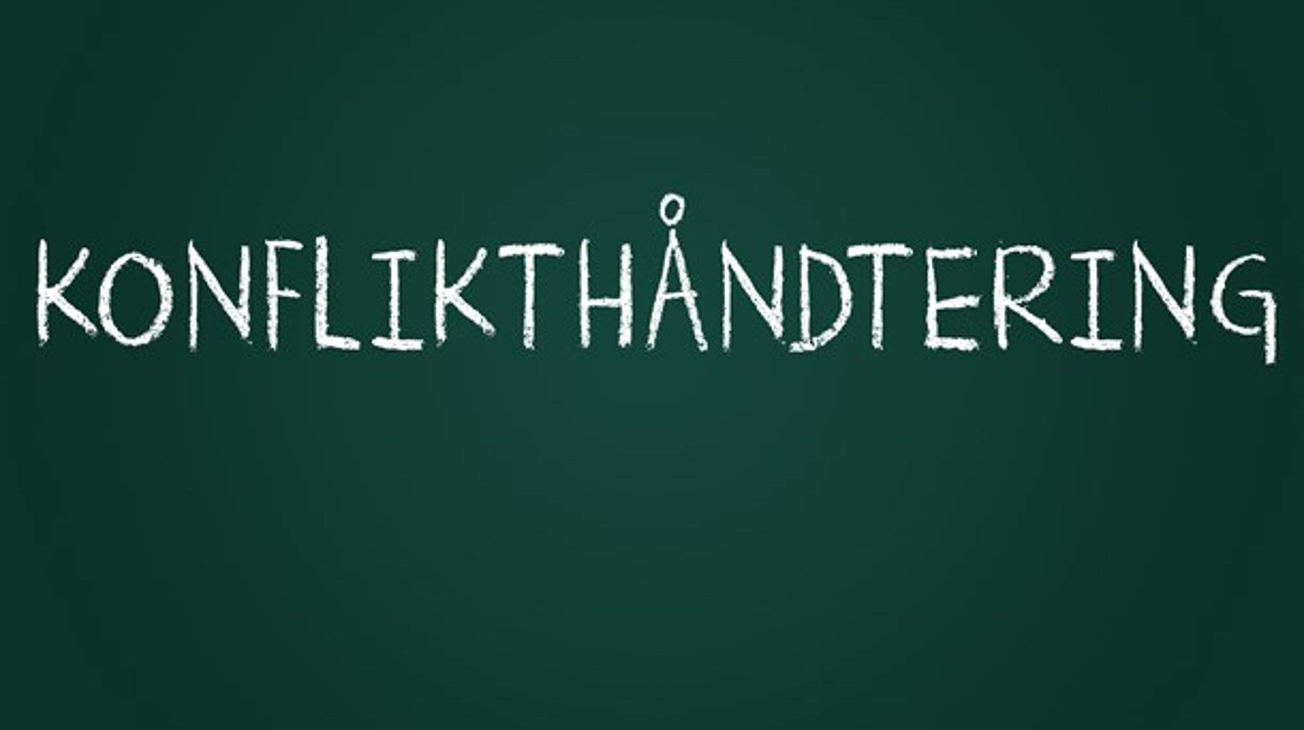 Center for Konfliktløsning, som hjælper andre med at nedtrappe konflikter har også selv udarbejdet et sæt spilleregler for, hvordan de løser konflikter internt i foreningen. <br>