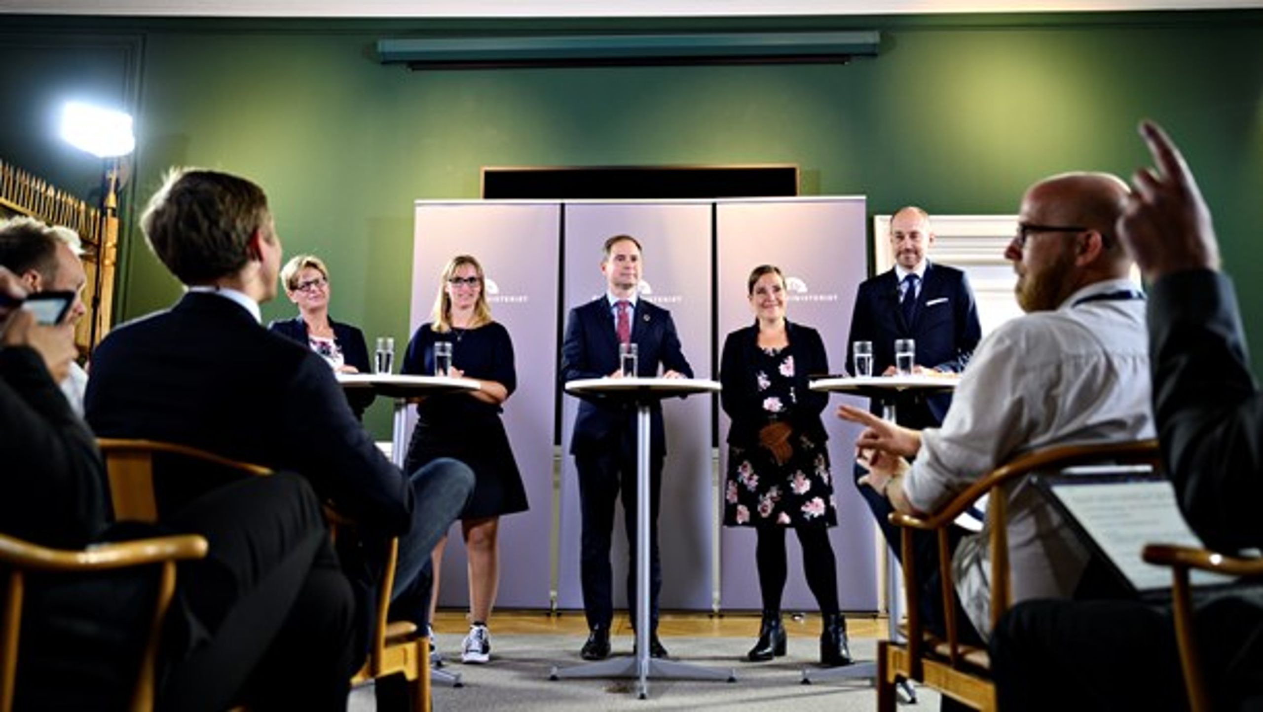 En øremærkning af midler til handicapområdet havde været på sin plads, skriver Emil Søbjerg Falster.