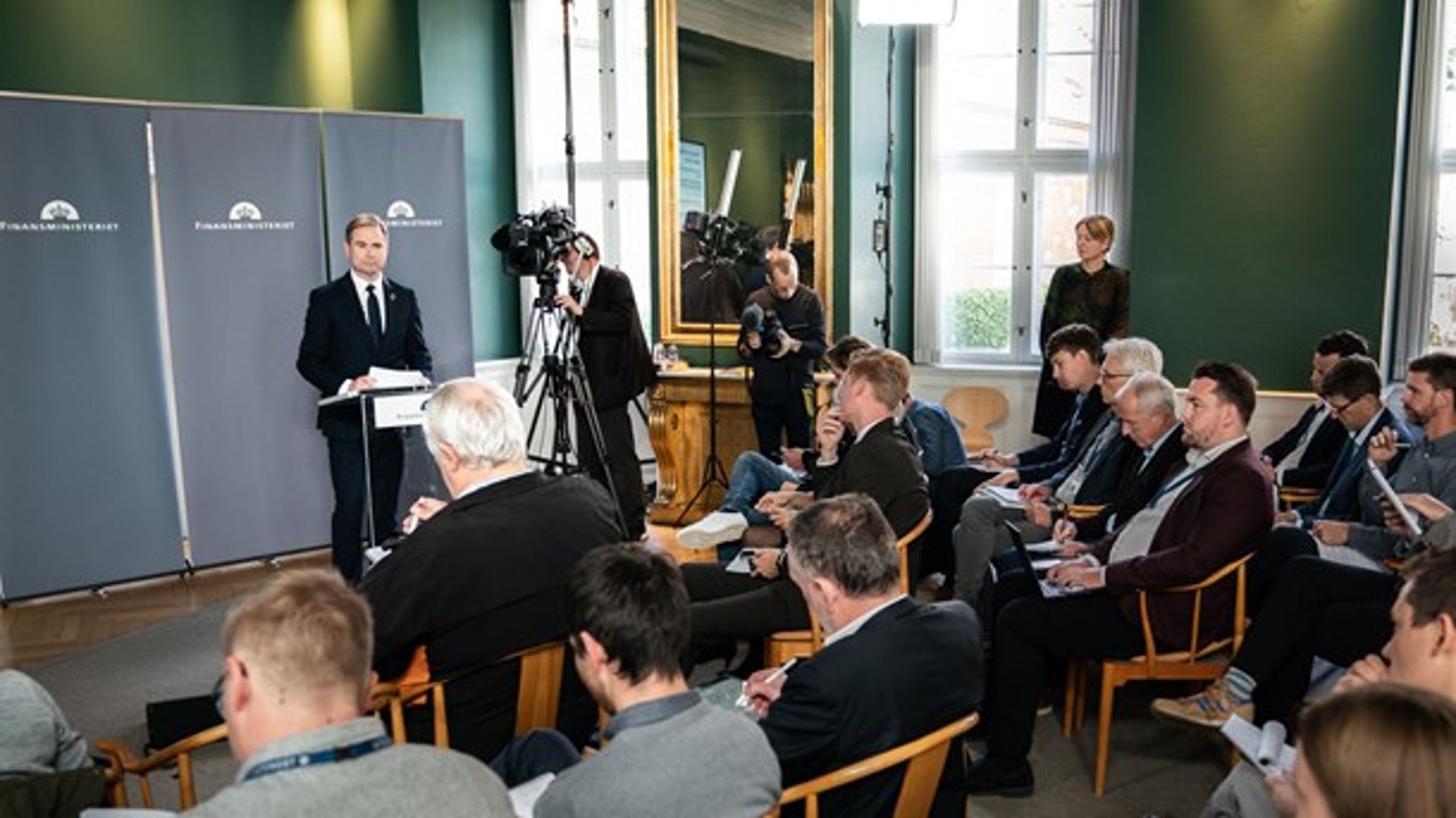 Nicolai Wammen (S) præsenterer regeringens finanslovsforslag.