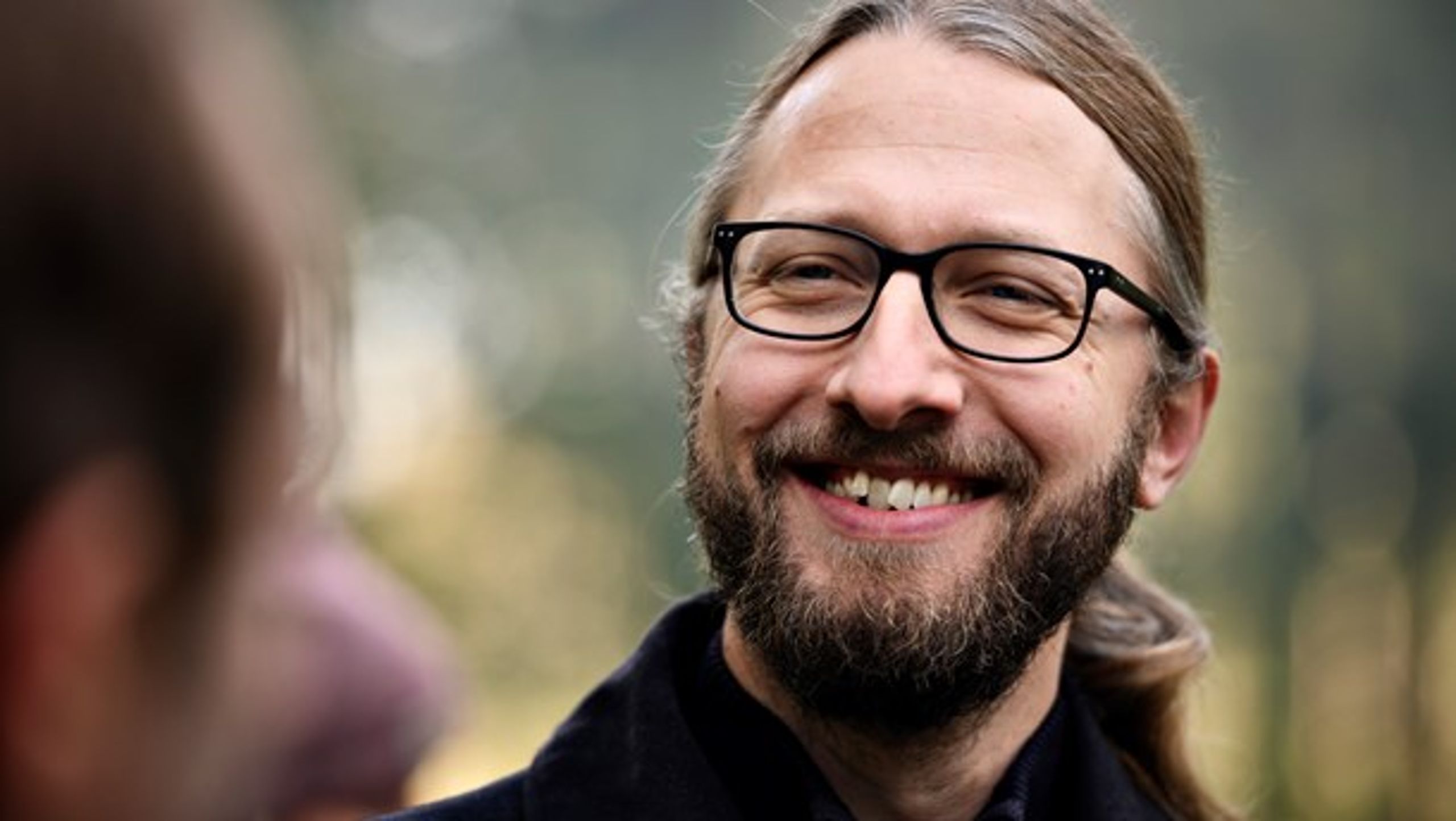 Sundhedsordfører Stinus Lindgreen var med, da Radikale mandag præsenterede deres udspil til finanslovsforhandlingerne på en naturlegeplads i Nordsjælland.