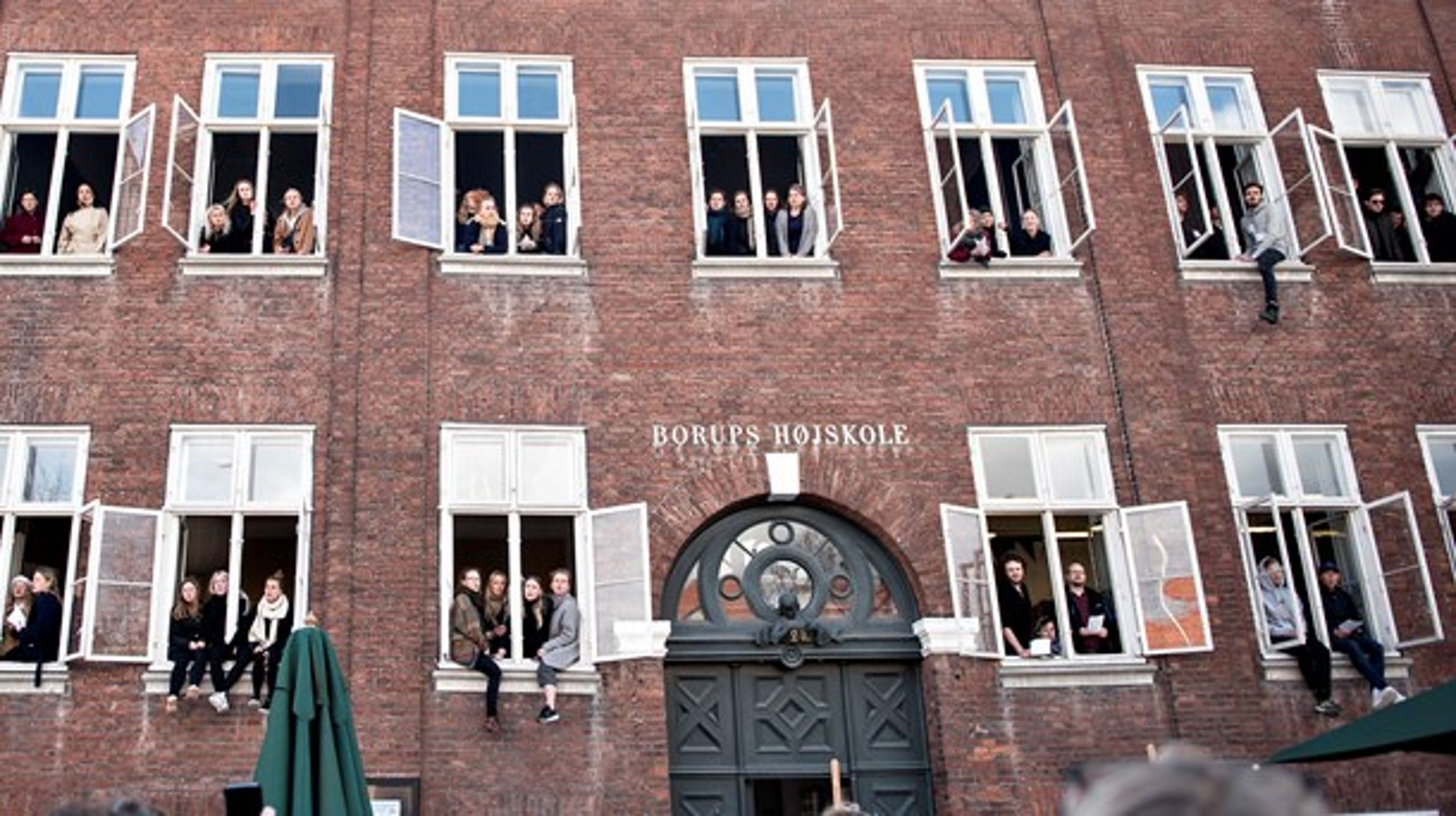 Højskolebevægelsen fejrer i denne uge sit 175-års jubilæum, skriver Johanne Dalgaard.