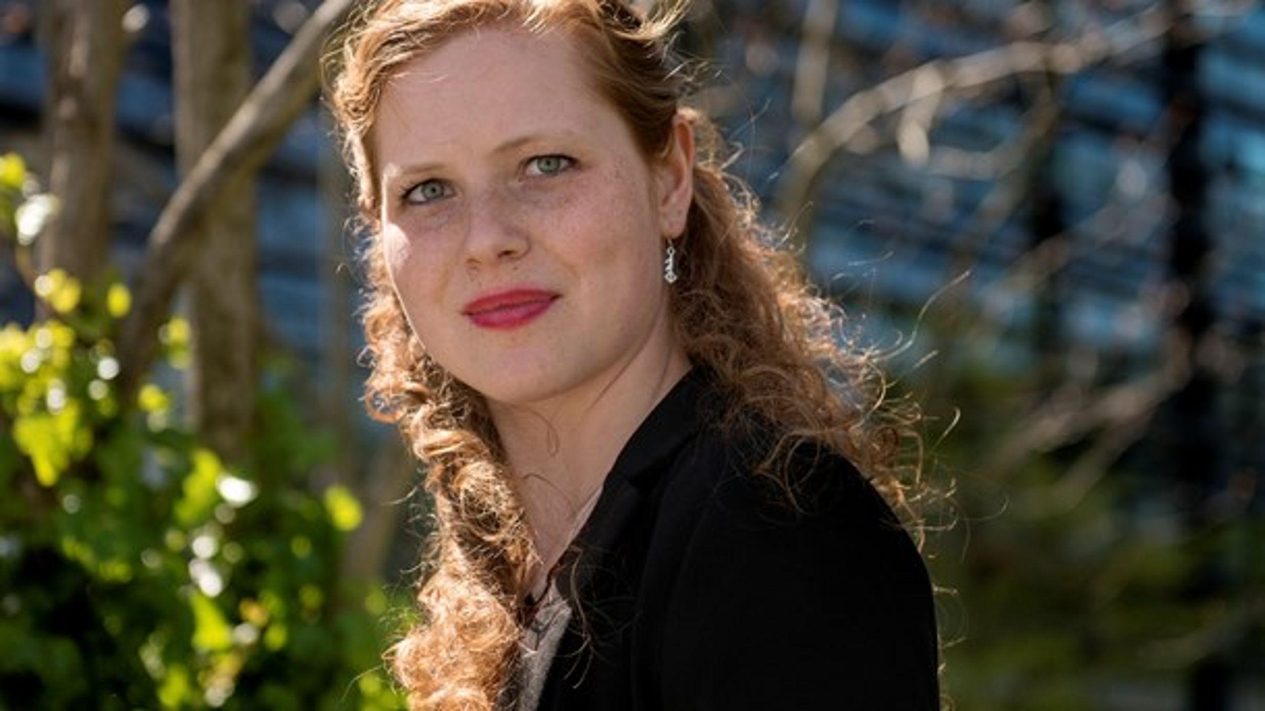 Lærere og pædagoger i folkeskolen skal have en frihed, der matcher deres faglighed, så de får mulighed for at tænke anderledes end politikerne på Christiansborg, skriver Isabella Arendt.