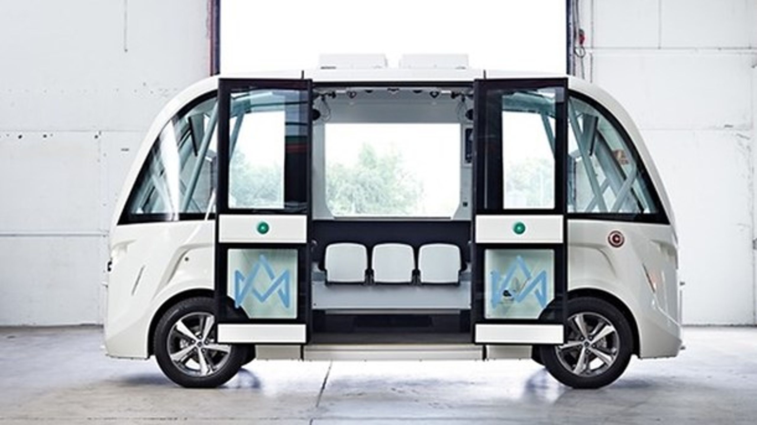 På landet og i udkantsområder kan man bruge selvkørende minibusser til syge-, ældre- og handicaptransport, skriver Holos direktør, Peter Sorgenfrei. (Foto: Pressefoto)<br>