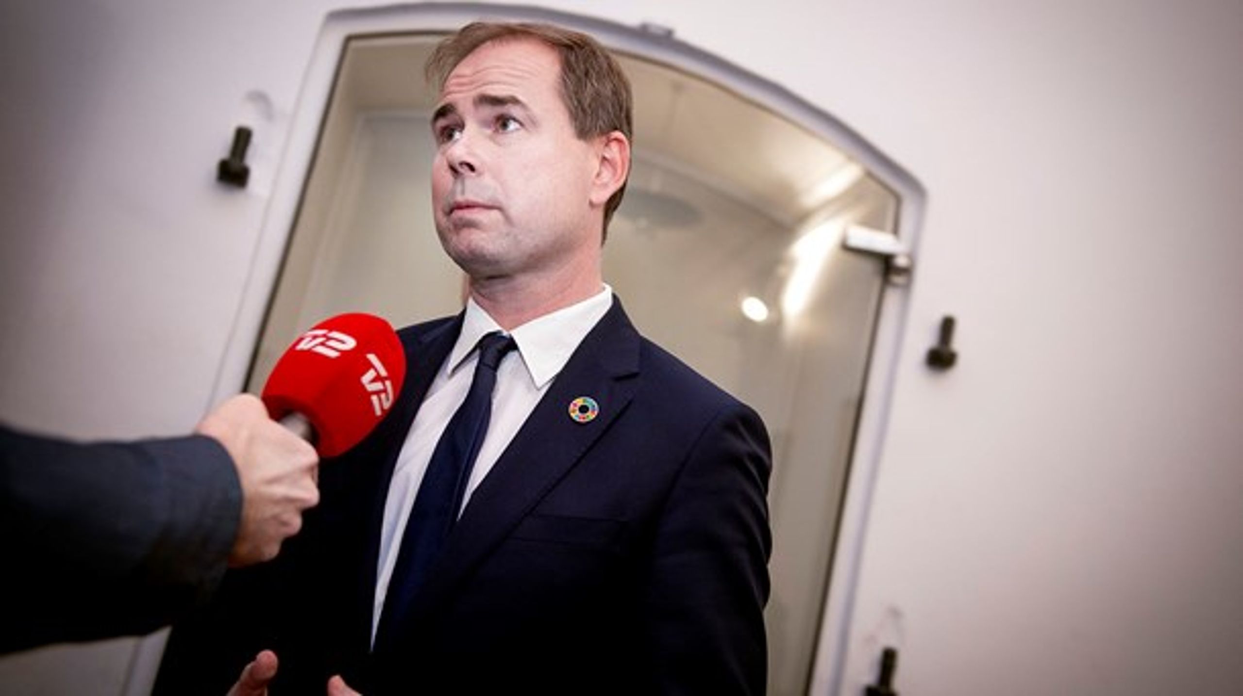 Finansminister Nicolai Wammen (S) og regeringen vil ikke gennemføre alle dele af en aftale om offentlig erhvervsaktivitet, som Socialdemokratiet indgik inden valget.