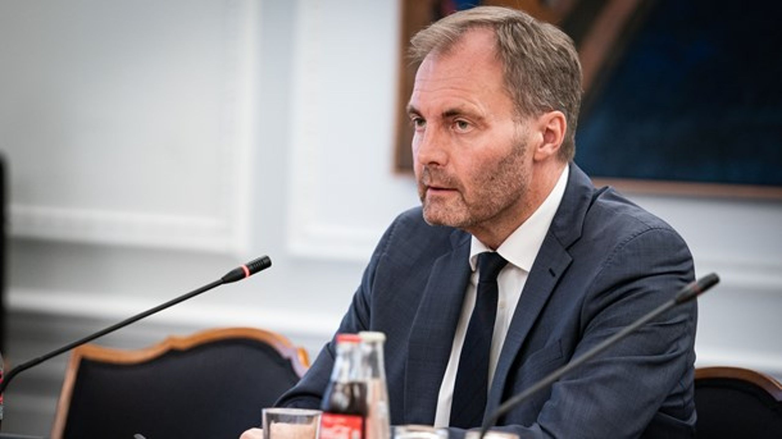 Folket finder sig ikke i uopklarede drabssager, siger retsordfører Peter Skaarup (DF).