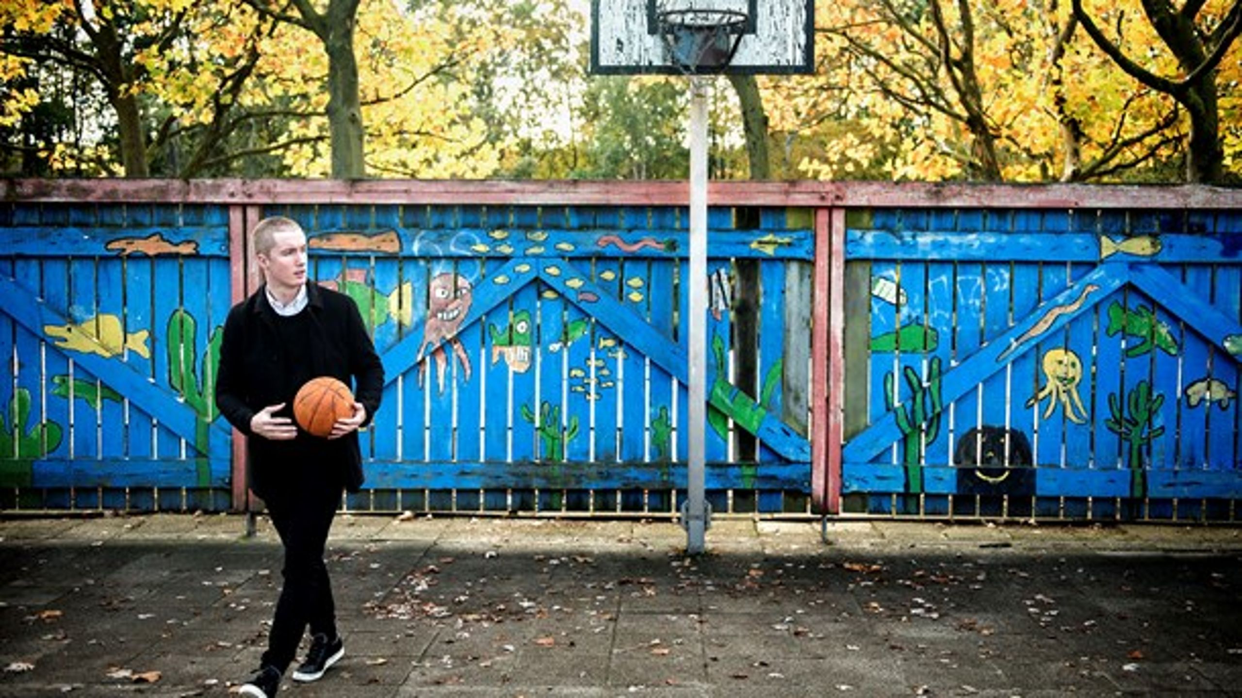 Mange elever på ungdomsuddannelserne har "øjnene så stift rettet mod de høje adgangskvotienter, at de bliver enormt bange for at fejle, fordi de skal have 12 i alle eksamener for at holde alle døre åbne," siger Jacob Mark (SF), som har et nyt forslag.