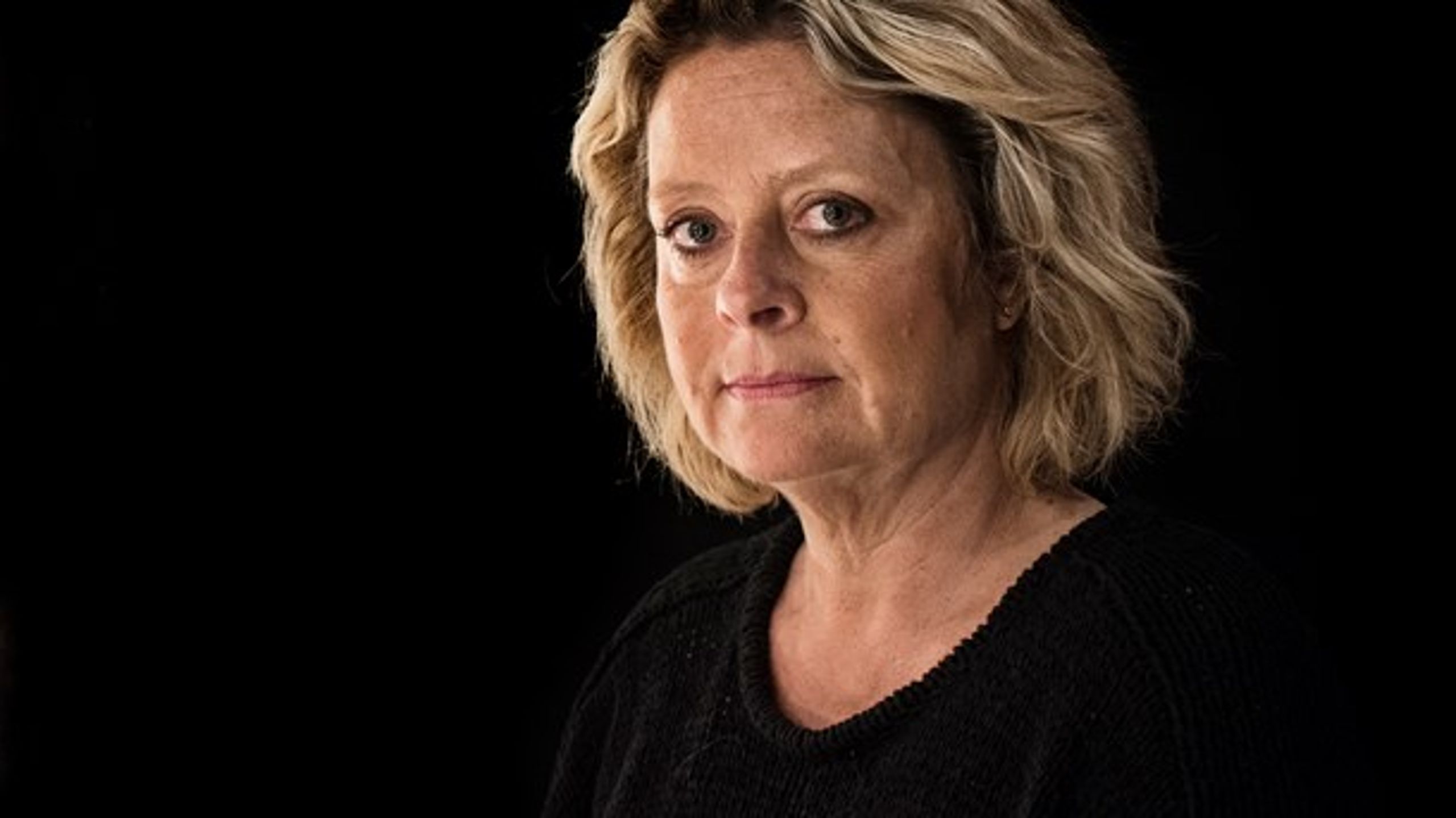 Selvom EU har lovet ikke at røre ved den danske model, er Socialdemokratiet ikke trygge ved at sige ja til en fælles EU-mindsteløn, skriver Stine Bosse.&nbsp;