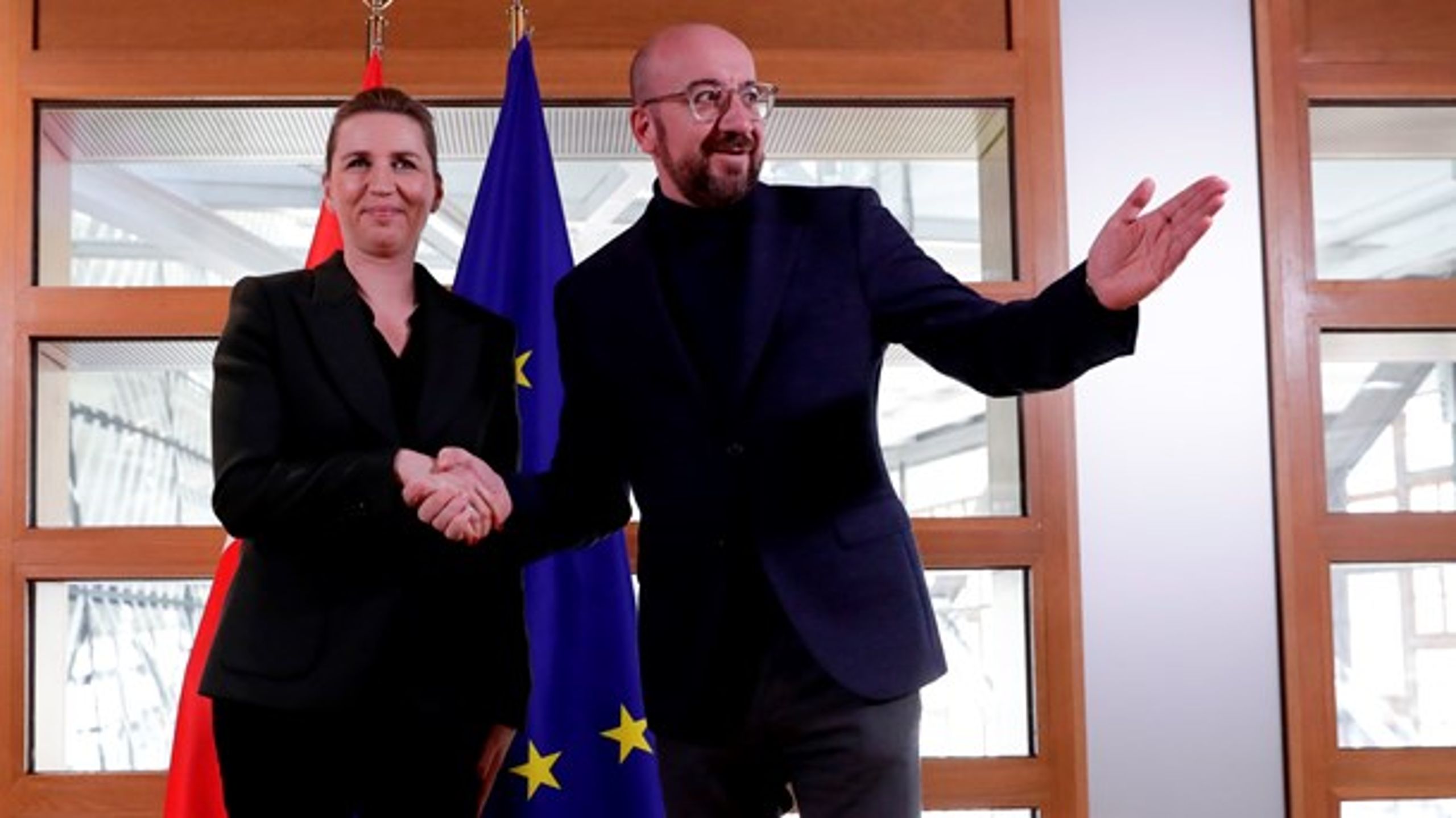 Statsminister Mette Frederiksen (S) rejste torsdag til Bruxelles for at mødes med formanden for Det Europæiske Råd, Charles Michel.