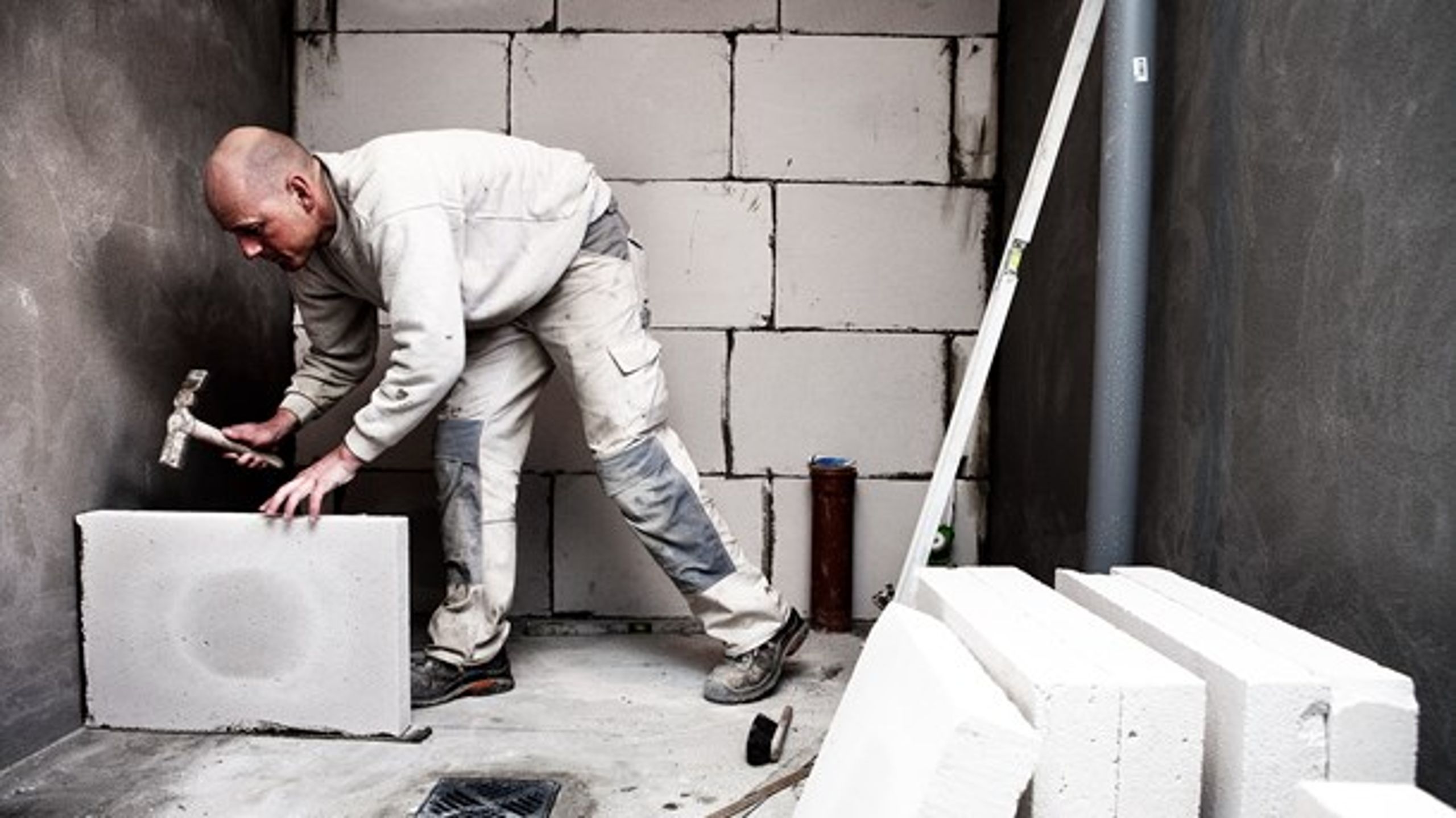 En række partier er klar til at hæve Landsbyggefondens ramme for renoveringer. Ingen er dog klar til at fastsætte et beløb nu.&nbsp;