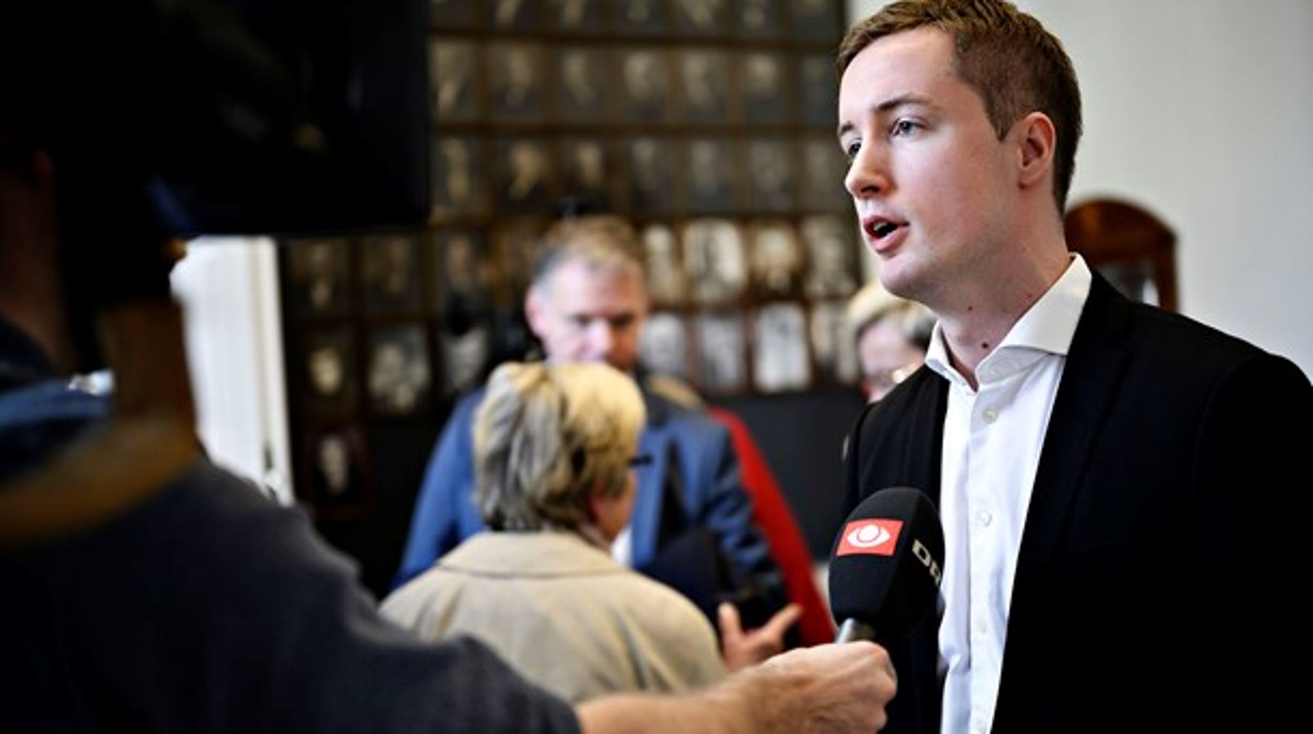 Får kommunerne flere penge med en udligningsreform, skal de også have lov til at bruge dem på velfærd. Det mener både SF og Enhedslisten.