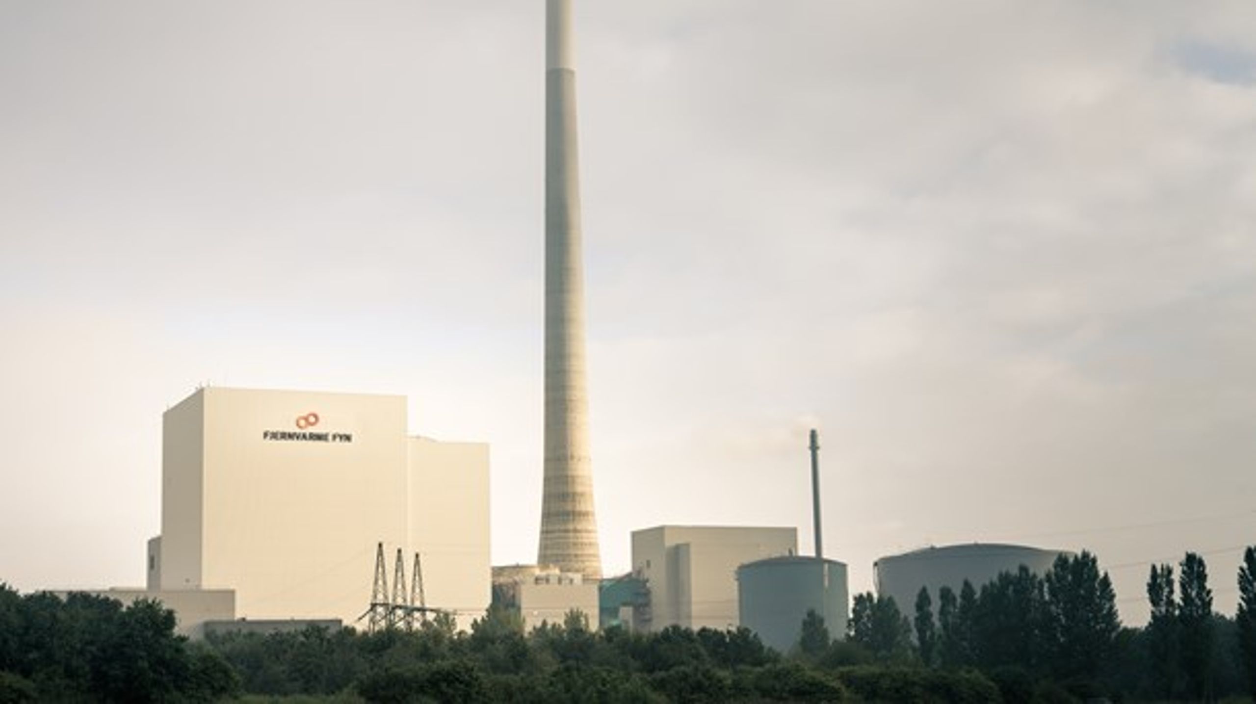 Varmesektoren kan bidrage til at nå Klimalovens målsætning om en CO2-reduktion på 70 procent, skriver fjernvarme-aktører.