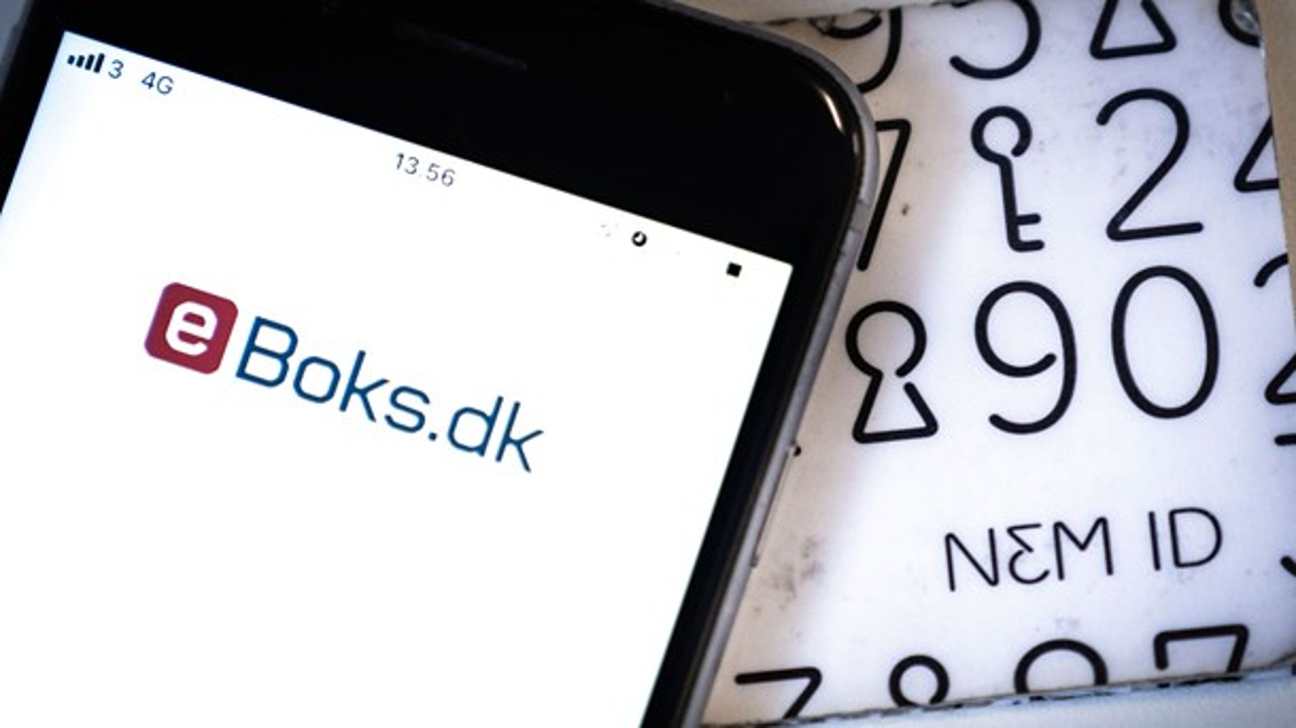 Digitalisering kan være med til at få flere borgere hurtigere i arbejde, skriver Natasha Friis Saxberg og Simon Svarrer.