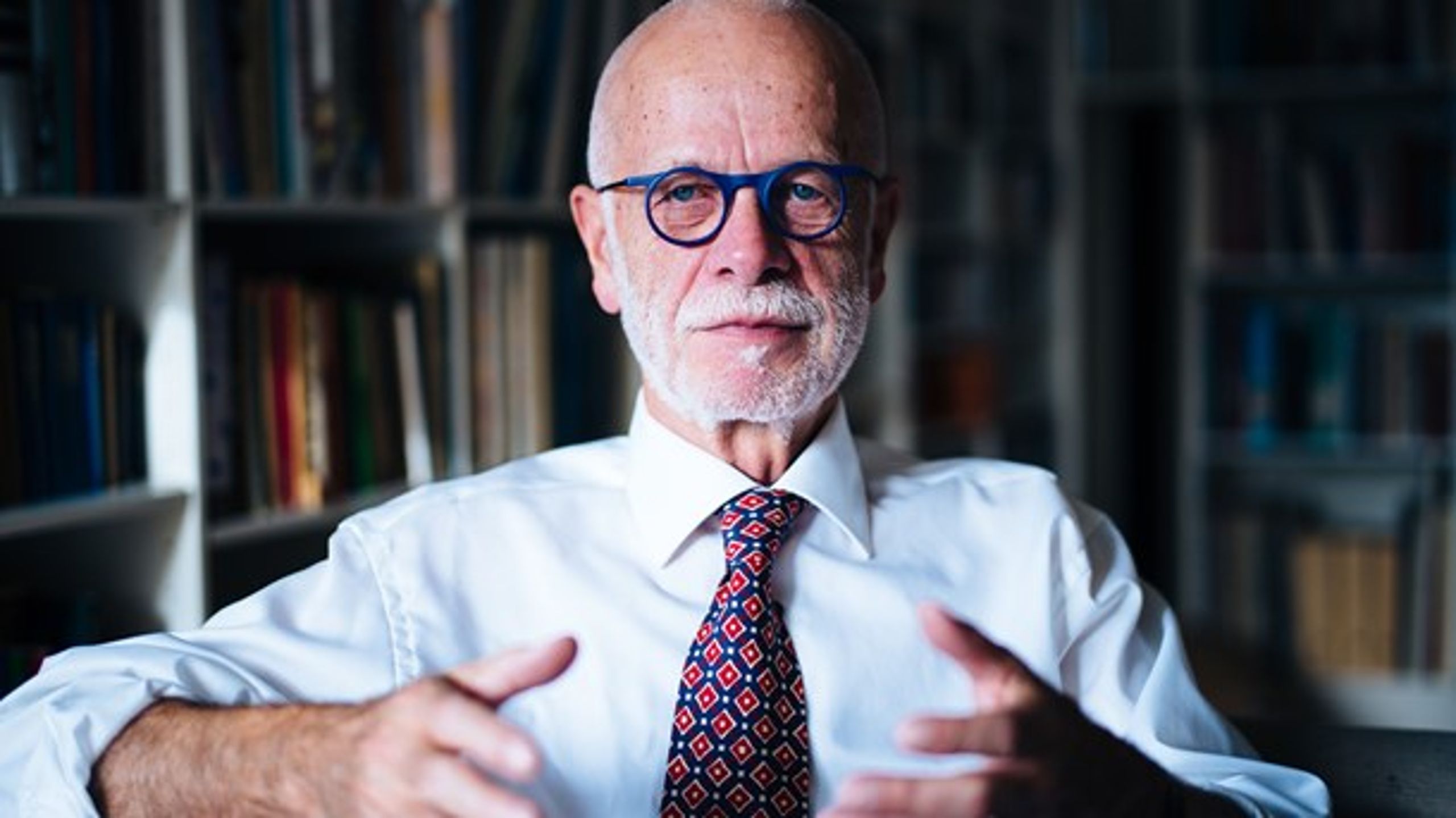 Joy Mogensen (S) kunne have gjort en banebrydende forskel, hvis hun havde fået lov til at bruge foråret på en grundig drøftelse af, hvordan Danmark kan møde medie-globaliseringens udfordringer, skriver Christian S. Nissen.