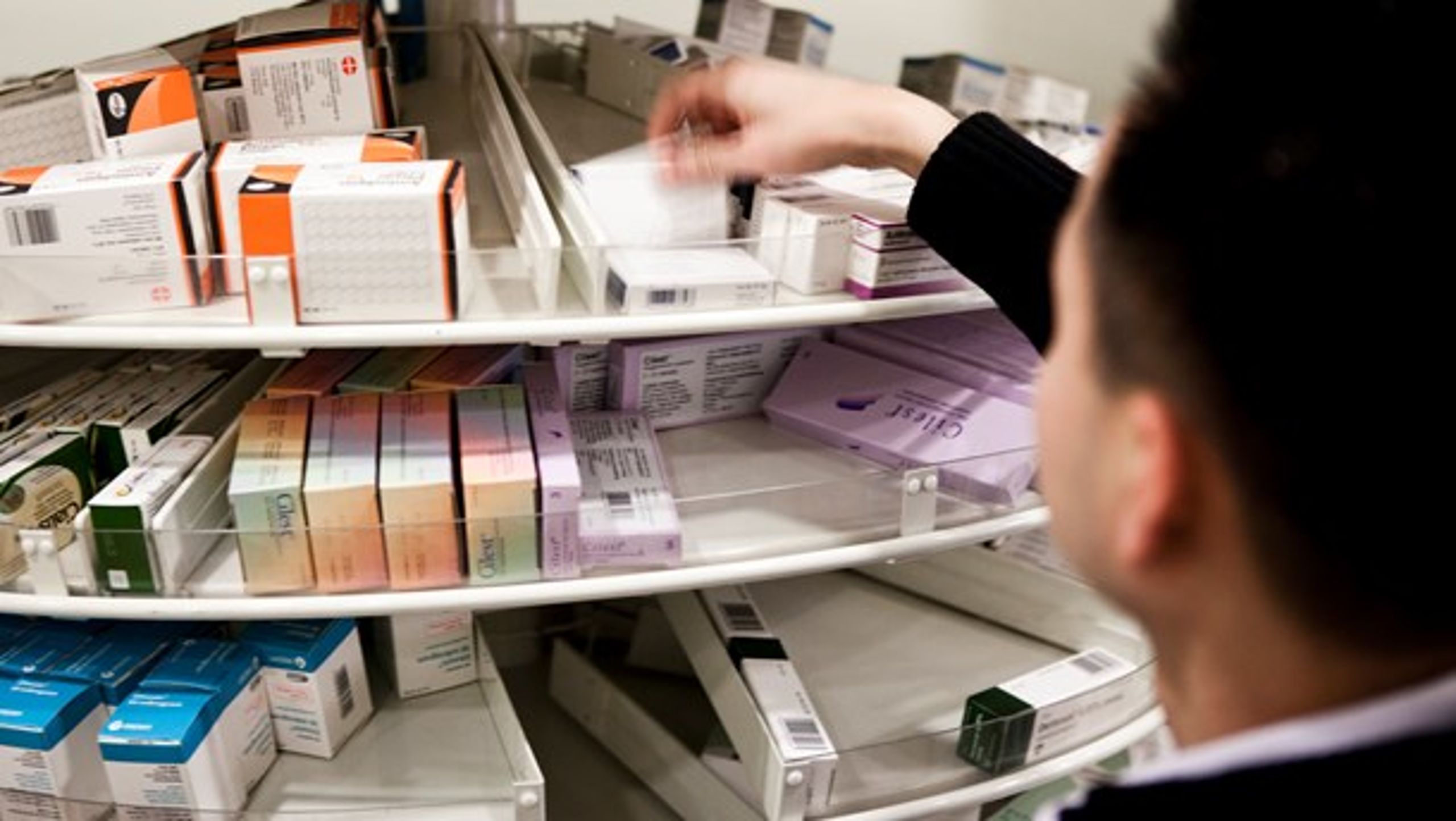 Forsyningssikkerheden på både hospitalsområdet og apoteksområdet skal evalueres, så patienter ikke længere skal gå forgæves efter medicin, skriver&nbsp;Julie Enevold Brooker.