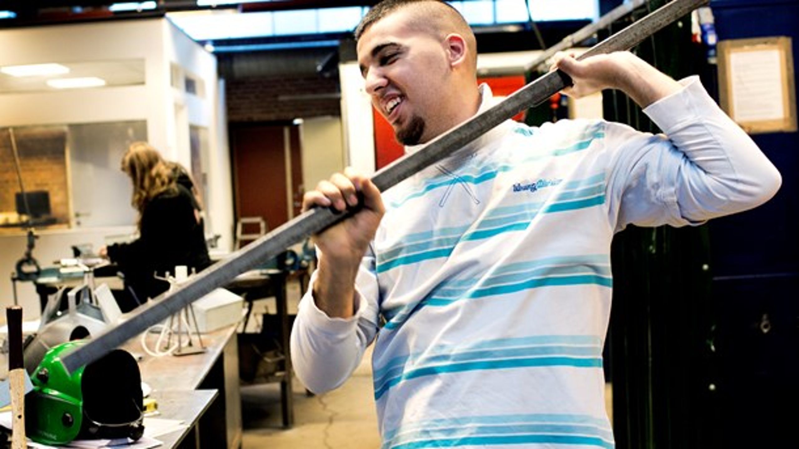 Elevfordeling kan måske redde nogle almene gymnasier i udkantsområder, men det vil true erhvervsgymnasier med lukning, skriver Anton Bay Hansen.