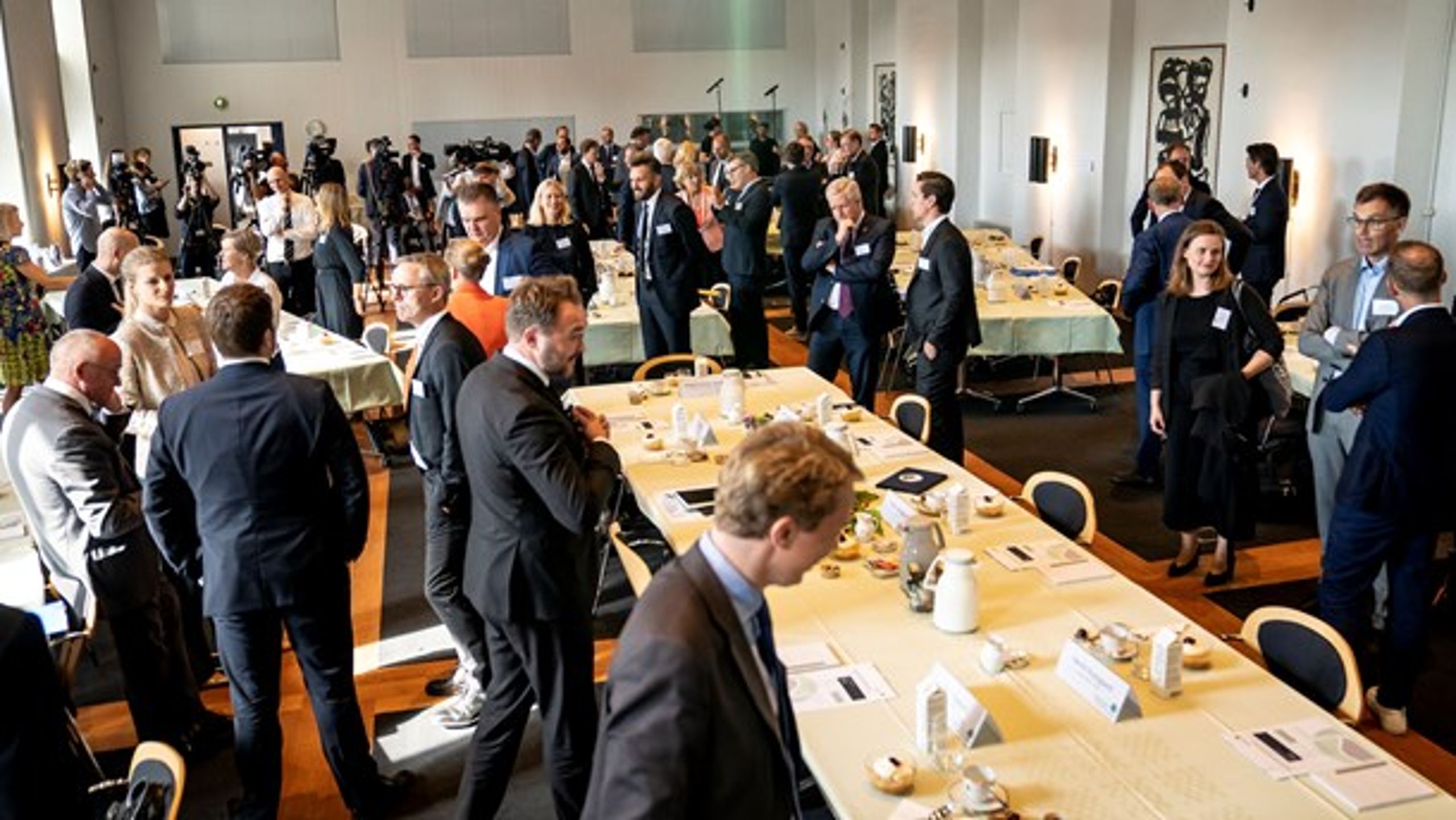 De 13 klimapartnerskaber mellem erhvervslivet og regeringen er kommet med omkring 400 bud på, hvordan erhvervslivet kan bidrage til den grønne omstilling, skriver Anne Højer Simonsen.