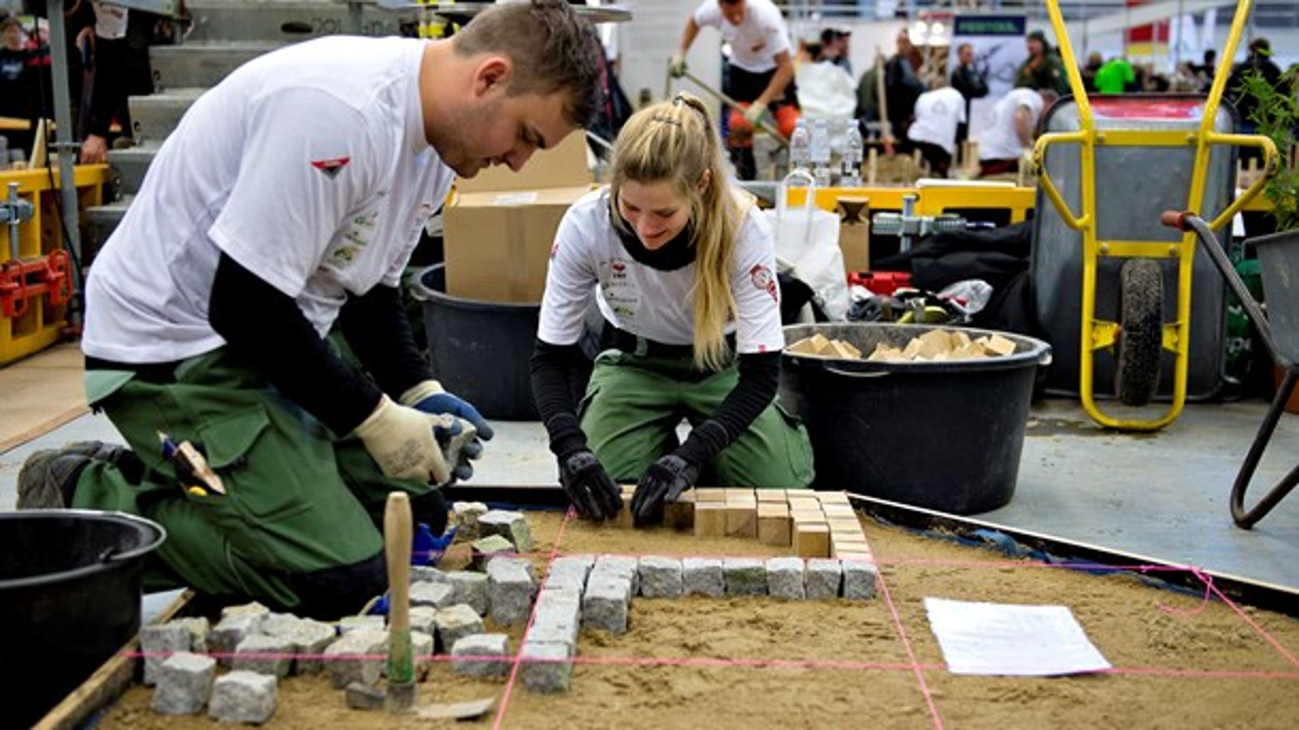Weekendens trepartsaftale gør det sværere at drive erhvervsskole, mener skolernes ledere.