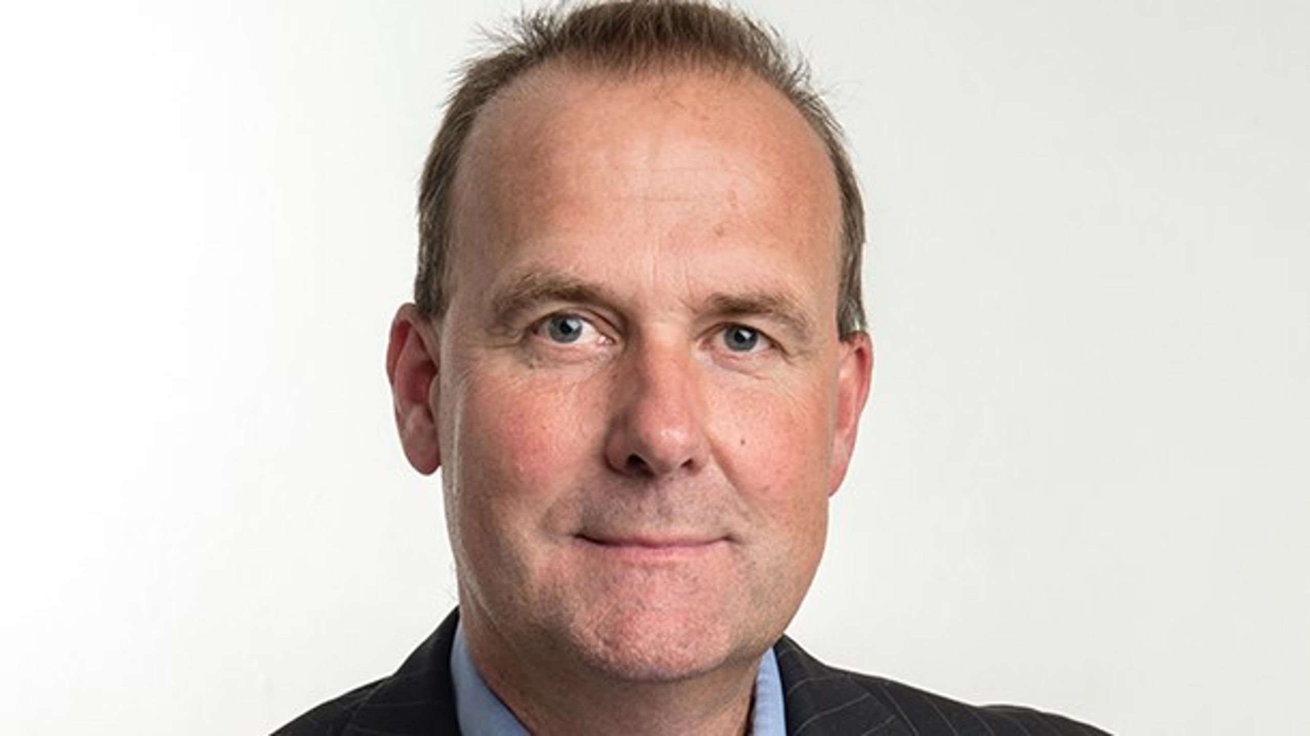 Investeringer i vores infrastruktur kan sagtens gå hånd i hånd med den grønne omstilling, mens vores bilpark også&nbsp;bliver grønnere de kommende år, skriver Henrik Stilling.