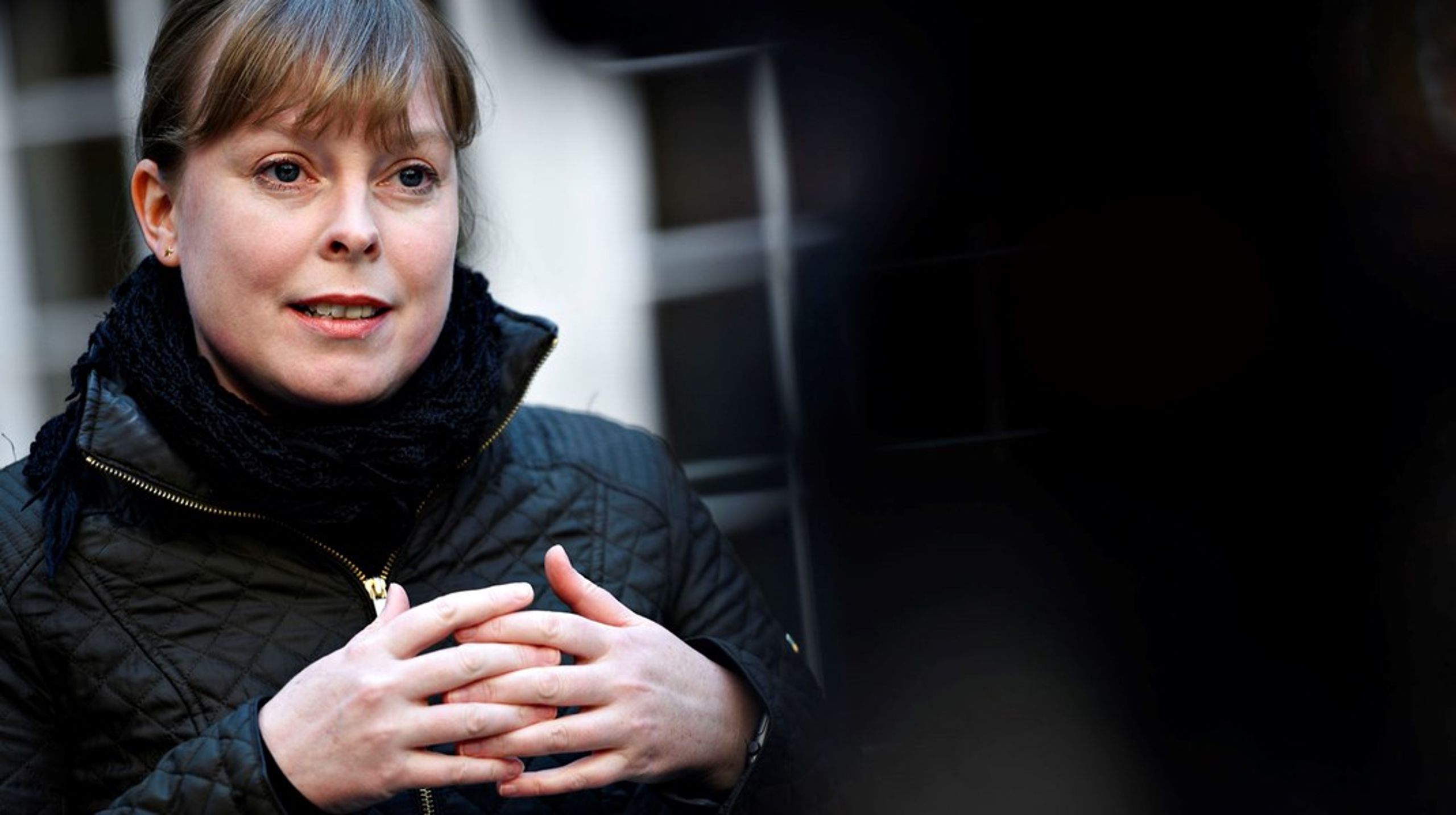 "Vi sidder stadig og arbejder med medieudspillet, så snart corona giver os lov til det, og det er udelukkende på grund af corona, det er udskudt," siger kulturminister Joy Mogensen.