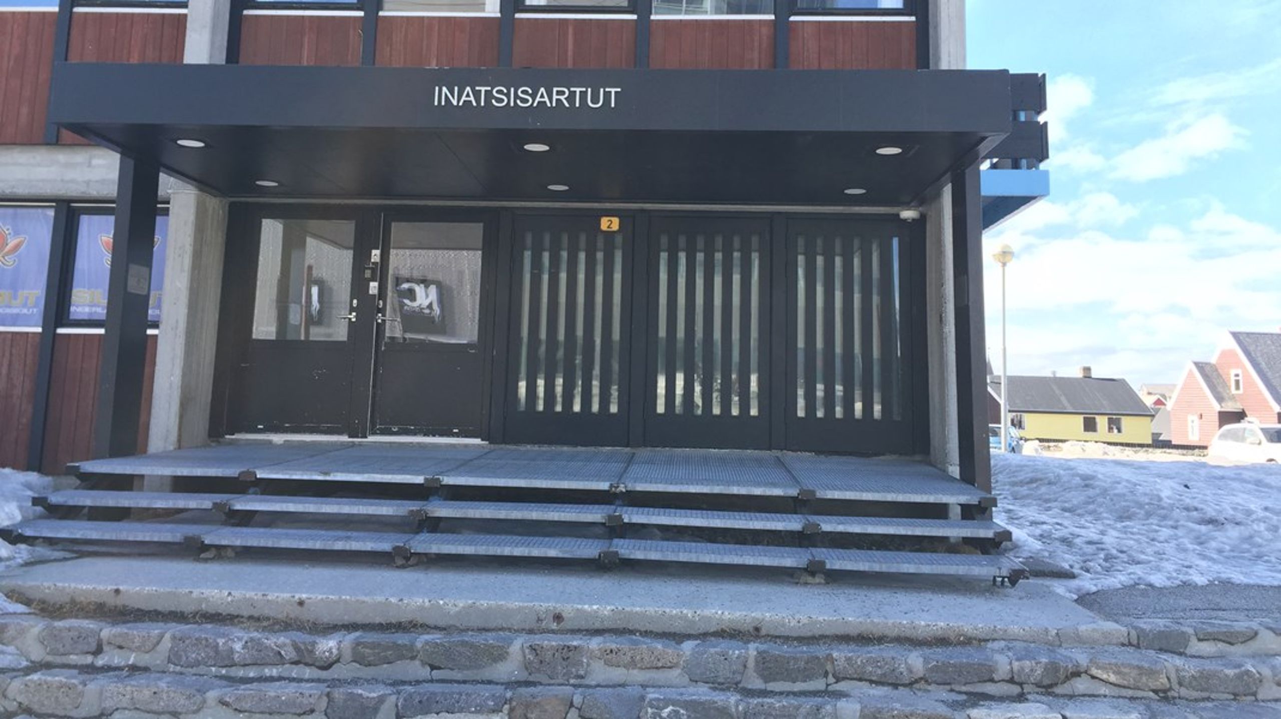 Hver uge stiller medlemmer af Grønlands Landsting spørgsmål til den siddende regering. De mest interessante spørgsmål og de efterfølgende svar kan du læse hver mandag på Altingets Arktisportal.&nbsp;&nbsp;