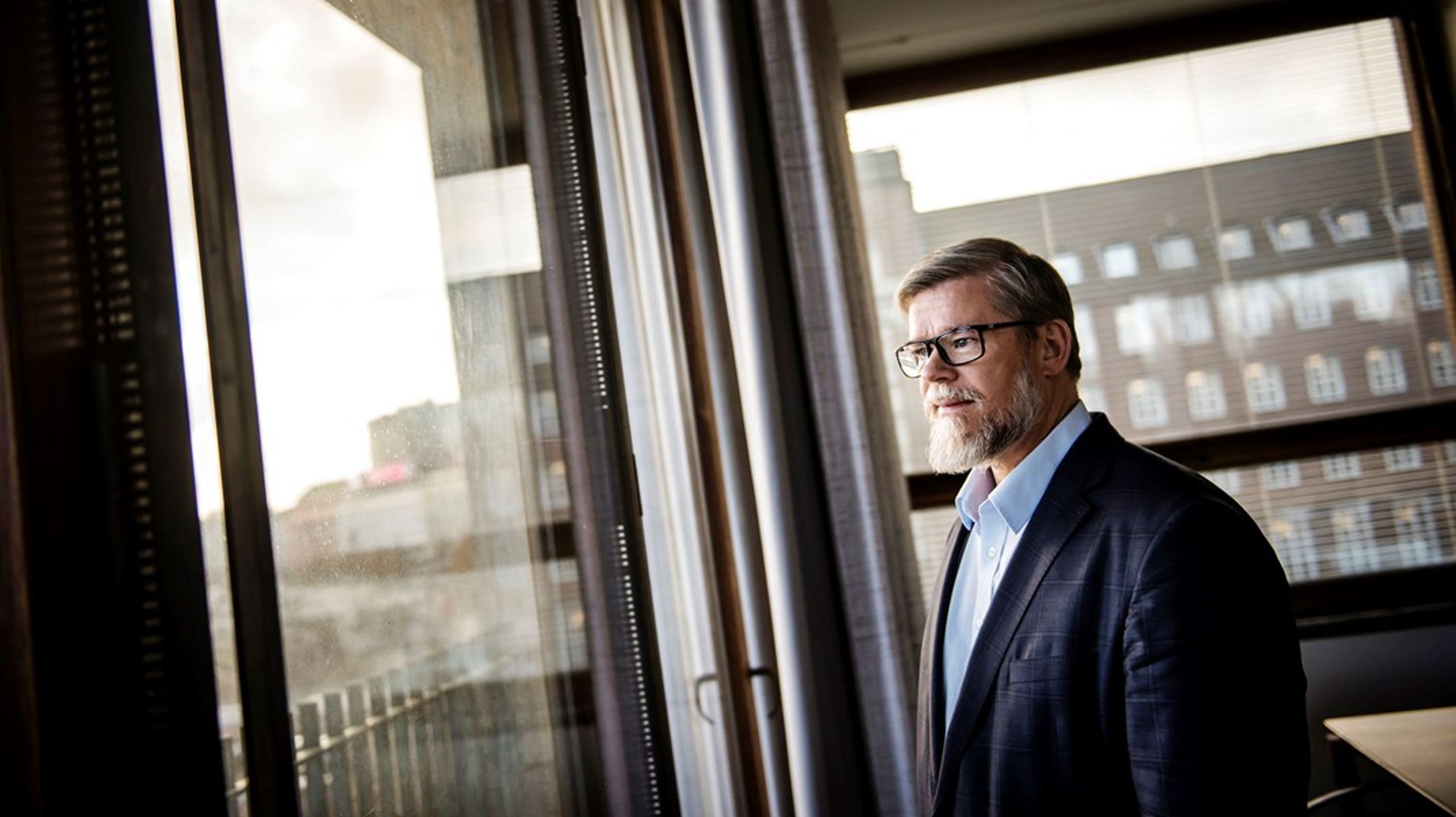 Uanset hvor mange statslige arbejdspladser regeringen udflytter, kan det ikke udligne den geografiske skævhed, der opstod, da Danmark gik fra landbrugs- og industriland til service- og vidensamfund,&nbsp;skriver Curt