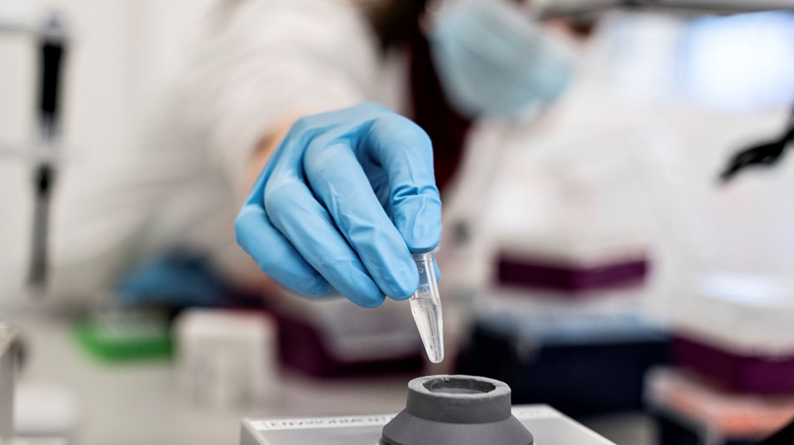 Respekten for forskningsfriheden udelukker heller ikke, at vi som fond kan følge med i, hvad der kommer ud af den forskning, vi støtter, skriver&nbsp;Birgitte Nauntofte.