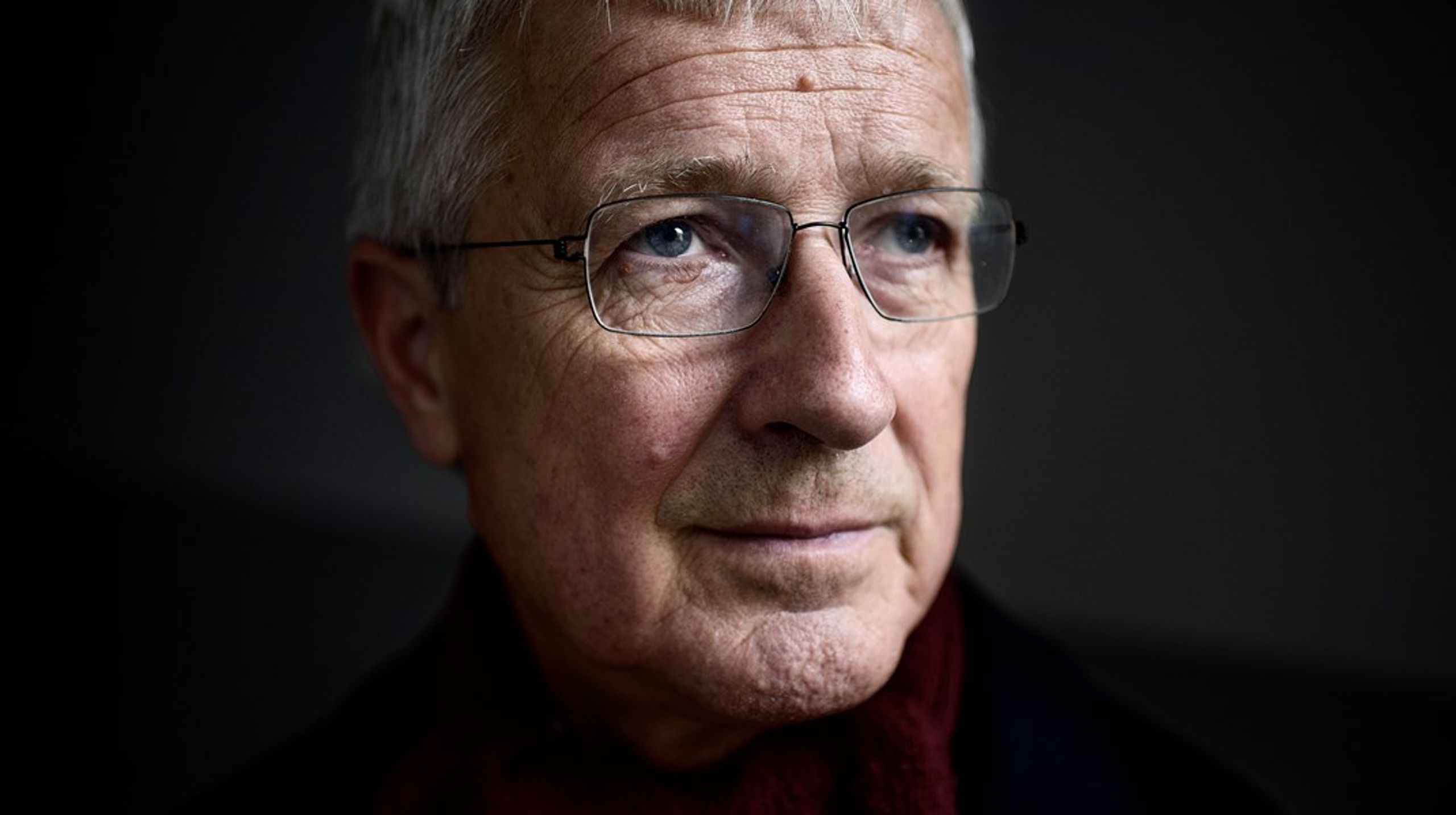 "En af de vigtigste pointer i min bog er, at der i det, vi kalder "det liberale demokrati", bør være en balance mellem retsstaten og folkestyret, mellem individ og fællesskab og mellem frihed og tryghed. De bør ikke overtrumfe hinanden," skriver Michael Böss.