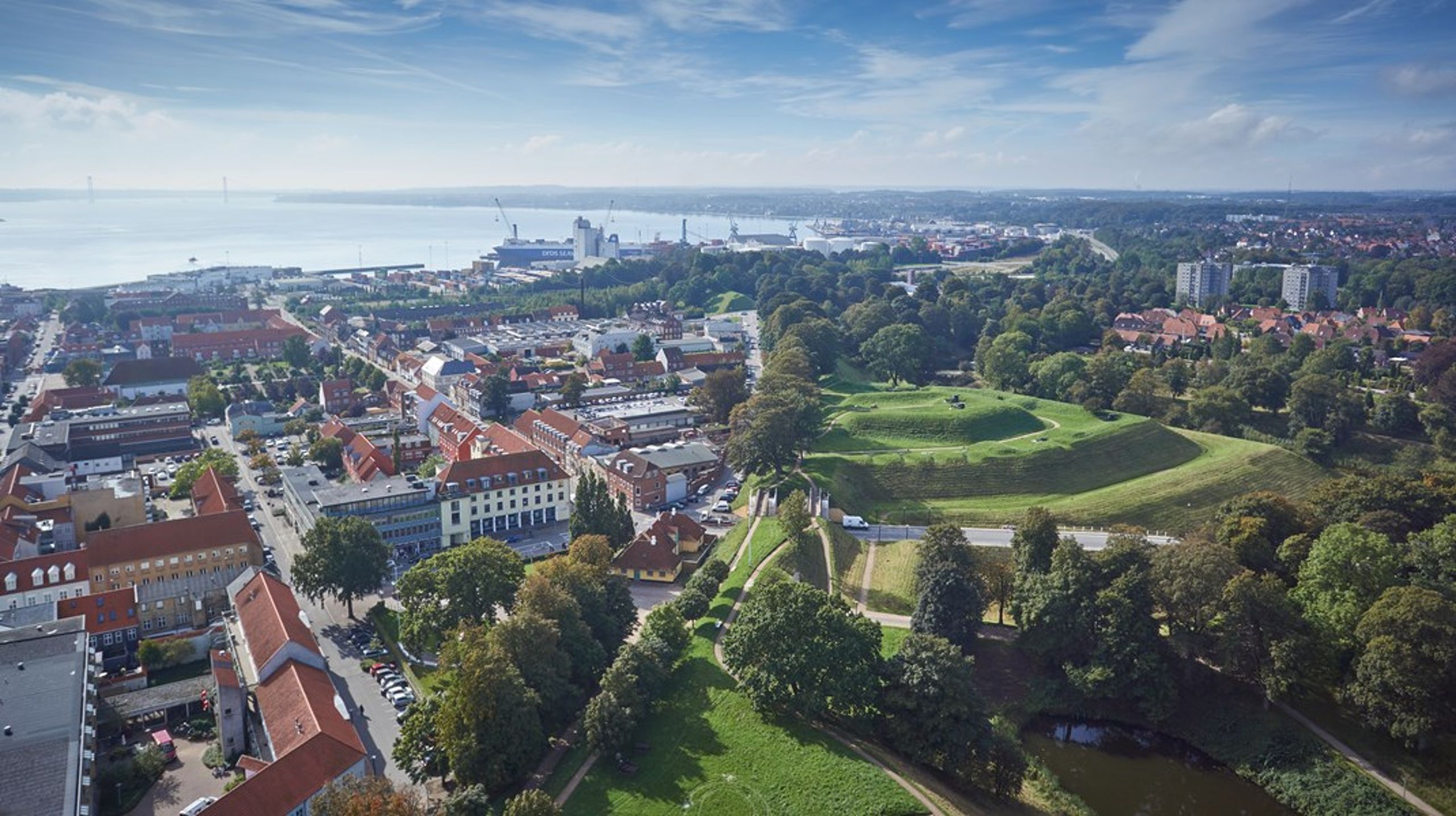 Fredericia Kommunes borgmester Steen Wrist (S) tager nu også afsked med kommunens økonomi- og personalechef oven på balladen om den tidligere borgmester Jacob Bjerregaard (S).