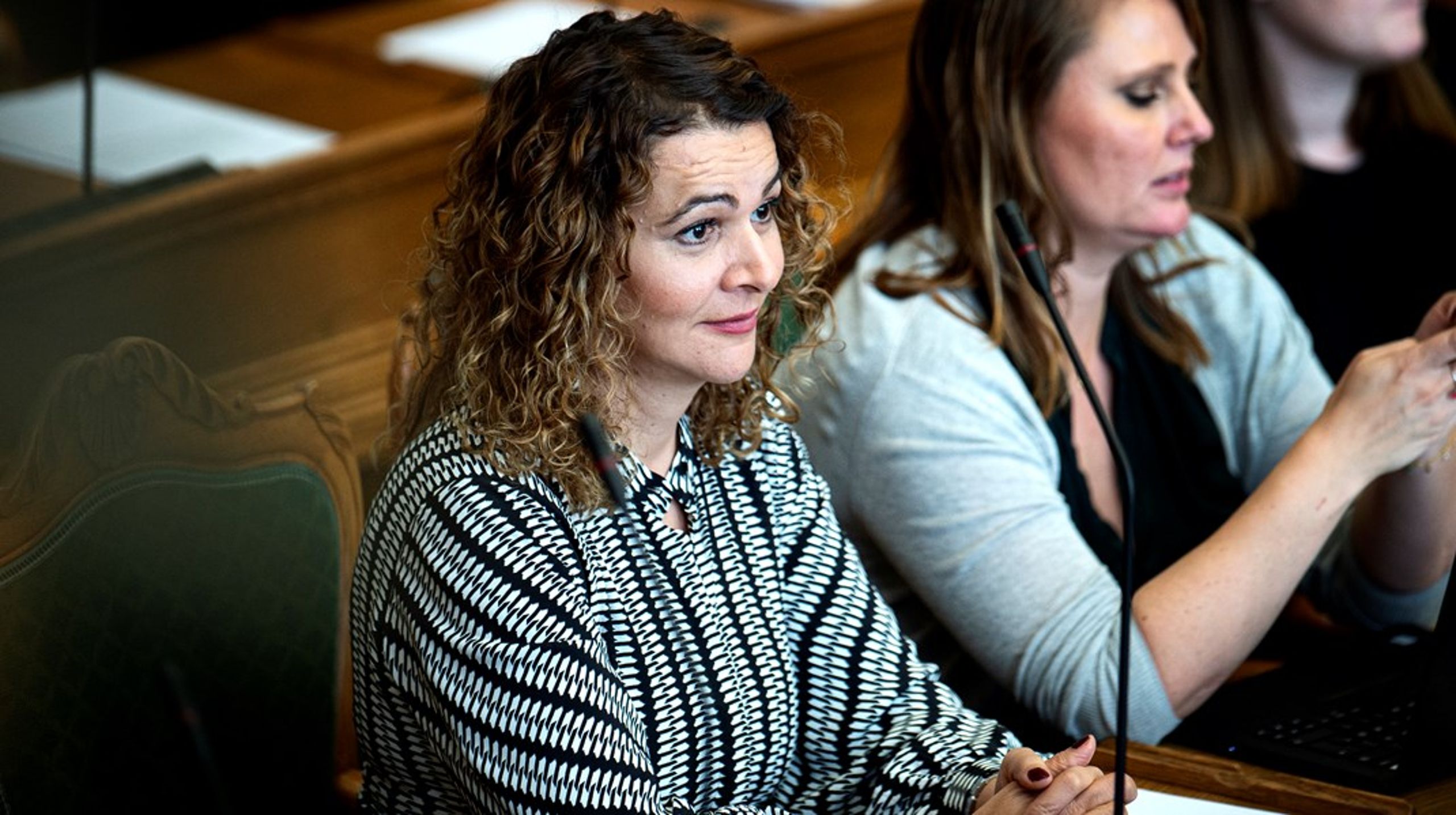 "Det er i nogle kommuner helt umuligt at bygge alment med de grundpriser, vi ser for tiden," siger Halime Oguz (SF).&nbsp;<br>