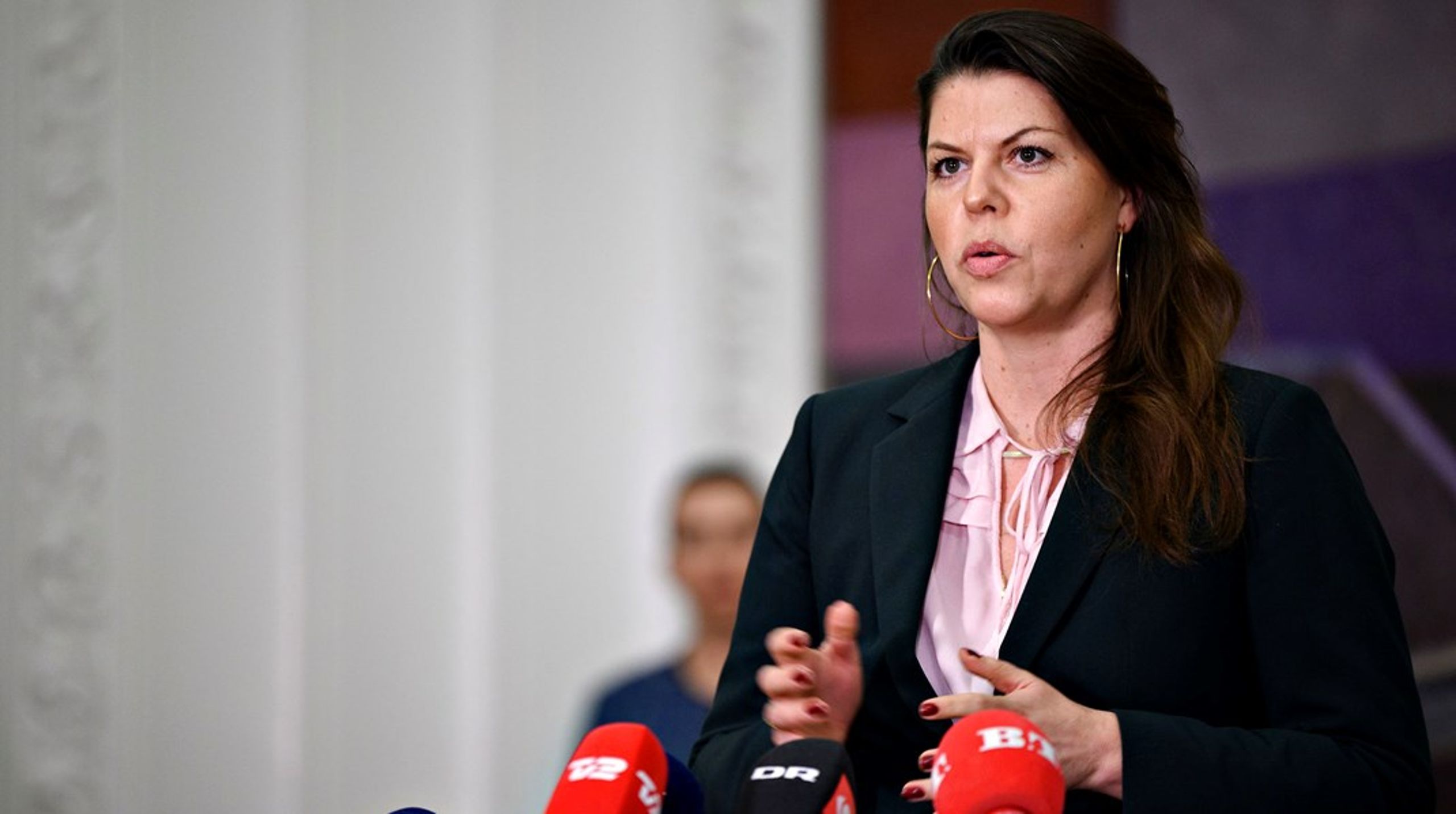 Regeringen har de facto opgivet at nå klimalovens målsætning om 70 procents reduktion af klimagasser i 2030.&nbsp;Det går ikke, sagde&nbsp;Franciska Rosenkilde i sin tale.&nbsp;