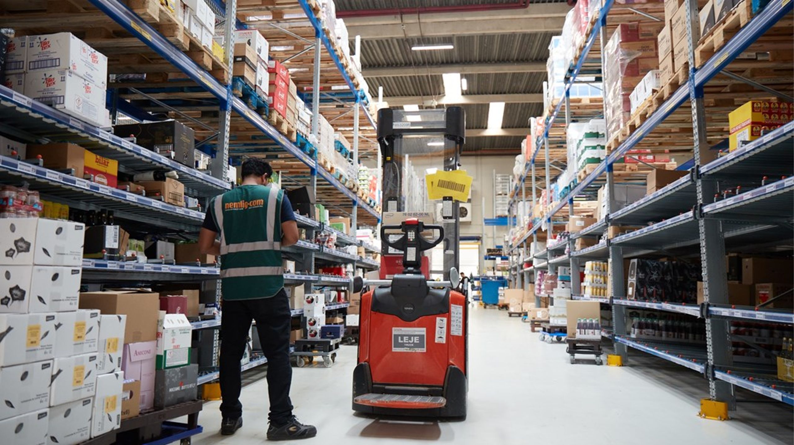 Overborgmester i København Lars Weiss (S) kalder det "fuldstændig uacceptabelt", at kommunen har fundet snyd med løn og ferie til chauffører, der leverer dagligvarer til byens borgerere.