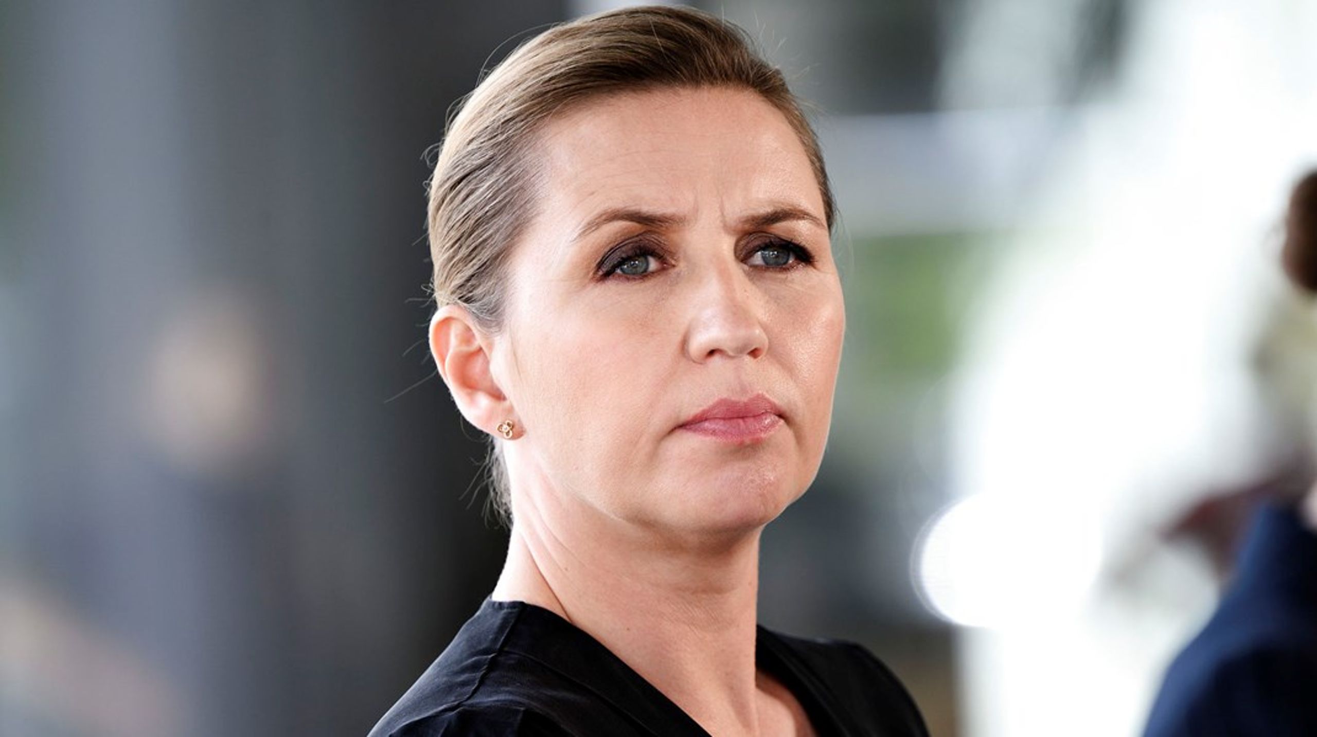 "Det undrer mig, at vi desværre er blevet et land, hvor vi tilbyder flygtninge et liv på flugt resten af deres liv, alene fordi de har valgt at flygte til vores land," skriver Harun Demirtas.