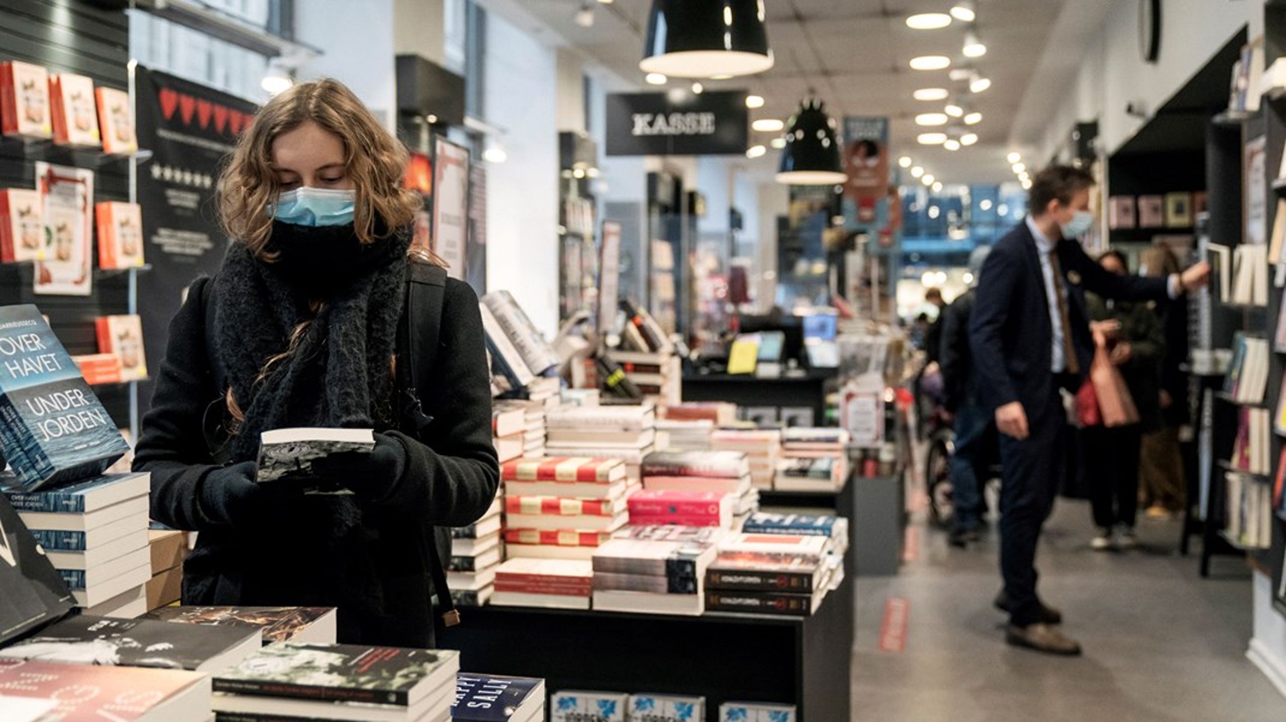 Coronaepidemien fylder i&nbsp;årets bedst anmeldte bøger, som Altinget har bragt.