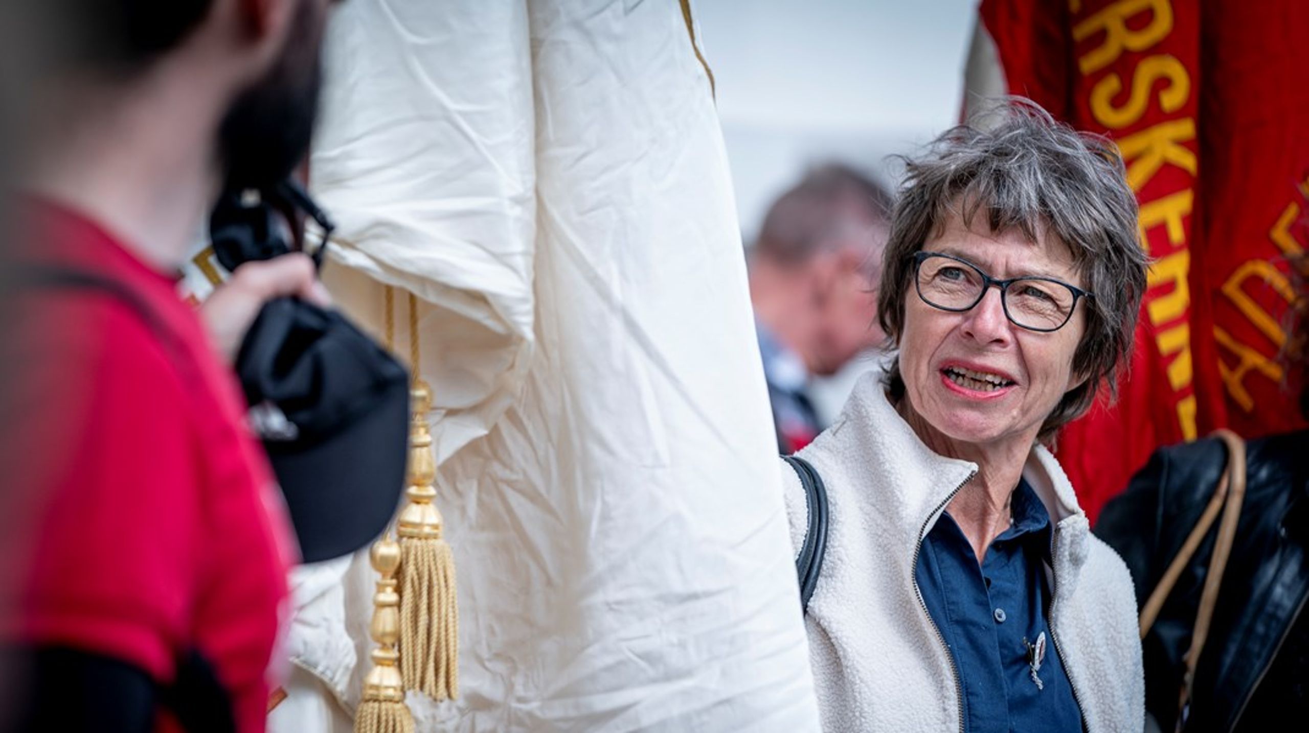 "Jeg undrer mig over den larmende tavshed fra såvel arbejdsgivere som politikere," siger sygeplejerskers formand, Grete Christensen.