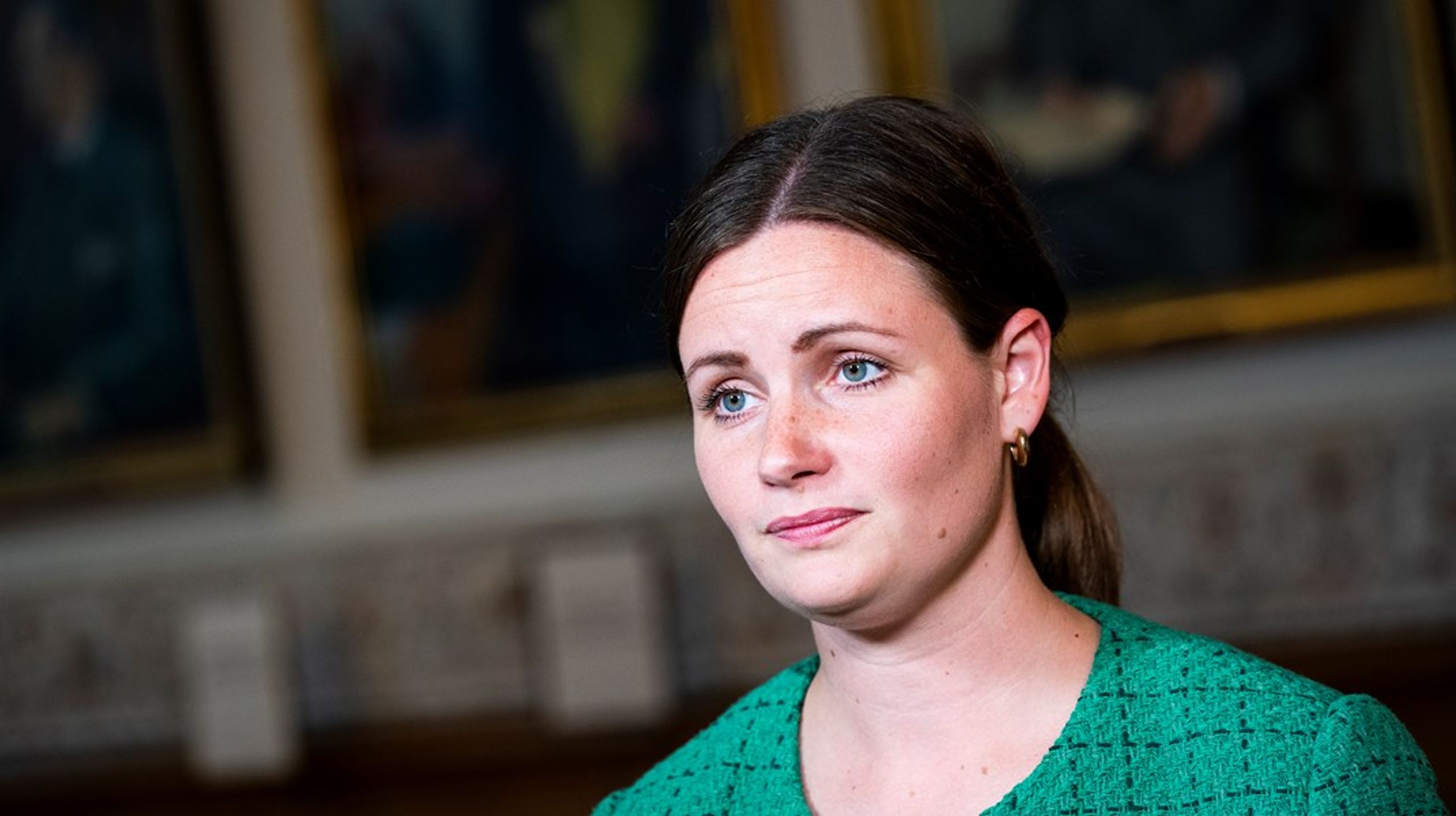 Danmark bør hjemtage minimum 2.000 afghanske flygtninge, hvis det står til Enhedslistens politiske ordfører, Mai Villadsen.&nbsp;