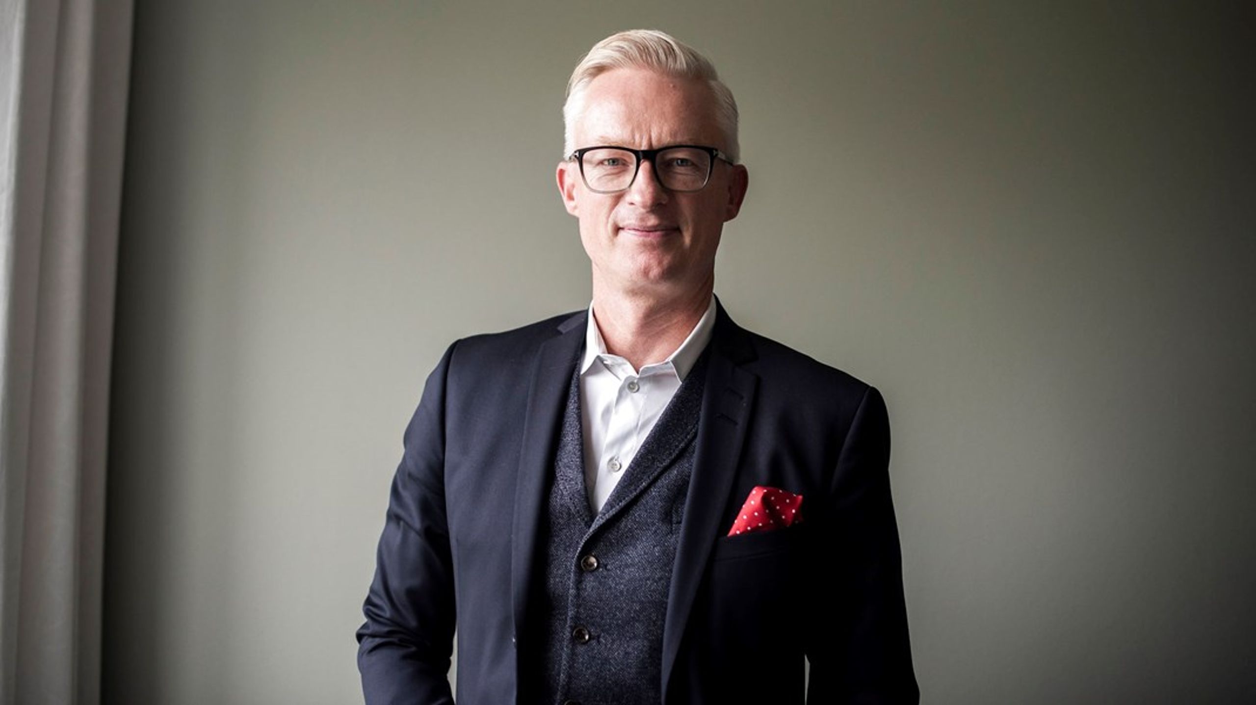 Vi har ganske enkelt ikke råd til at tabe så meget talentmasse på gulvet, som vi gør ved ikke at få kvindernes talenter i spil. Danmark bliver fattigere af det, skriver Morten Hübbe, koncernchef i Tryg.