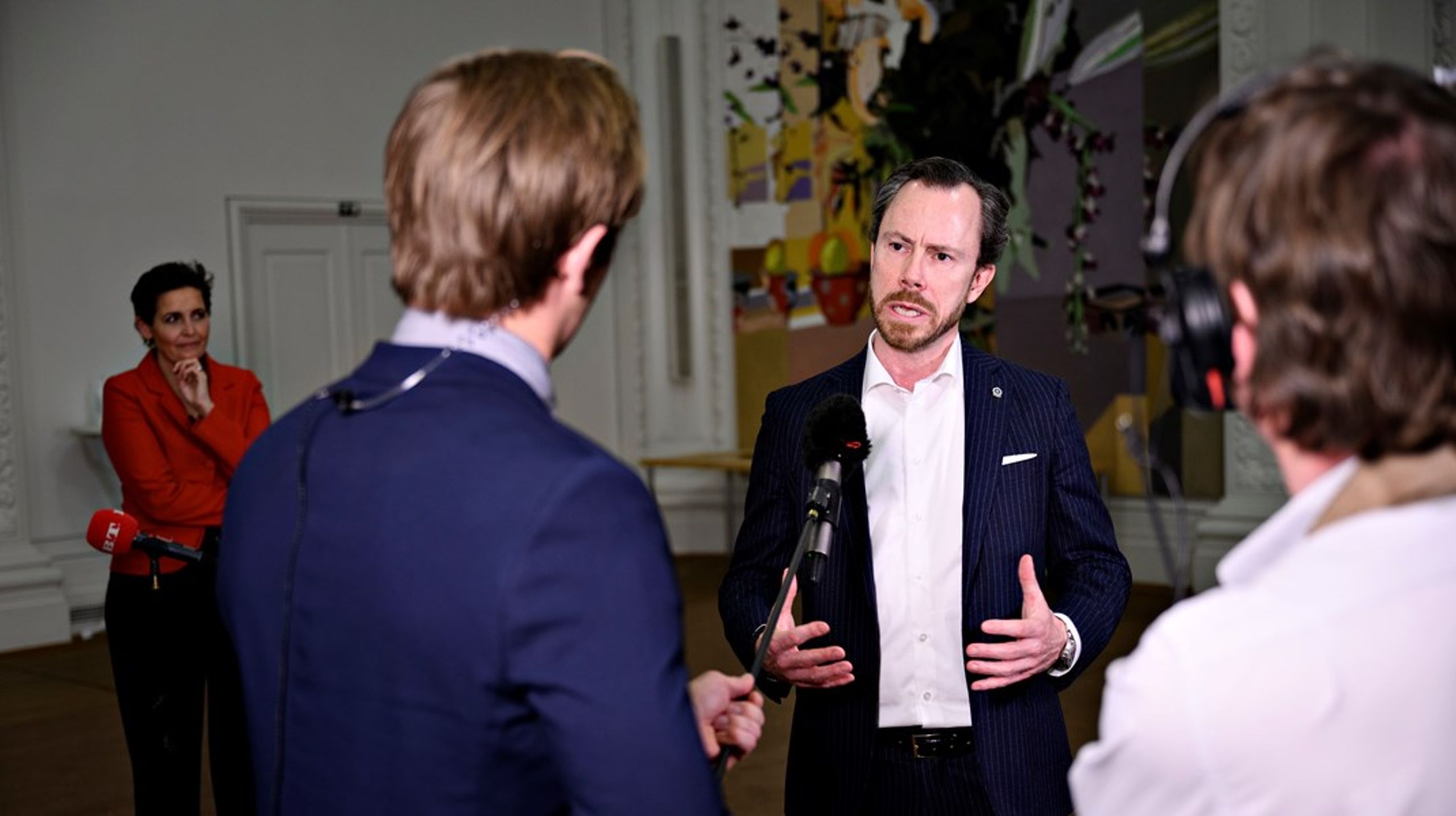 Både Pia Olsen Dyhr (SF) og Jakob Ellemann-Jensen (V) beskriver reformudspillet som en "buket med tidsler". (Arkivfoto)