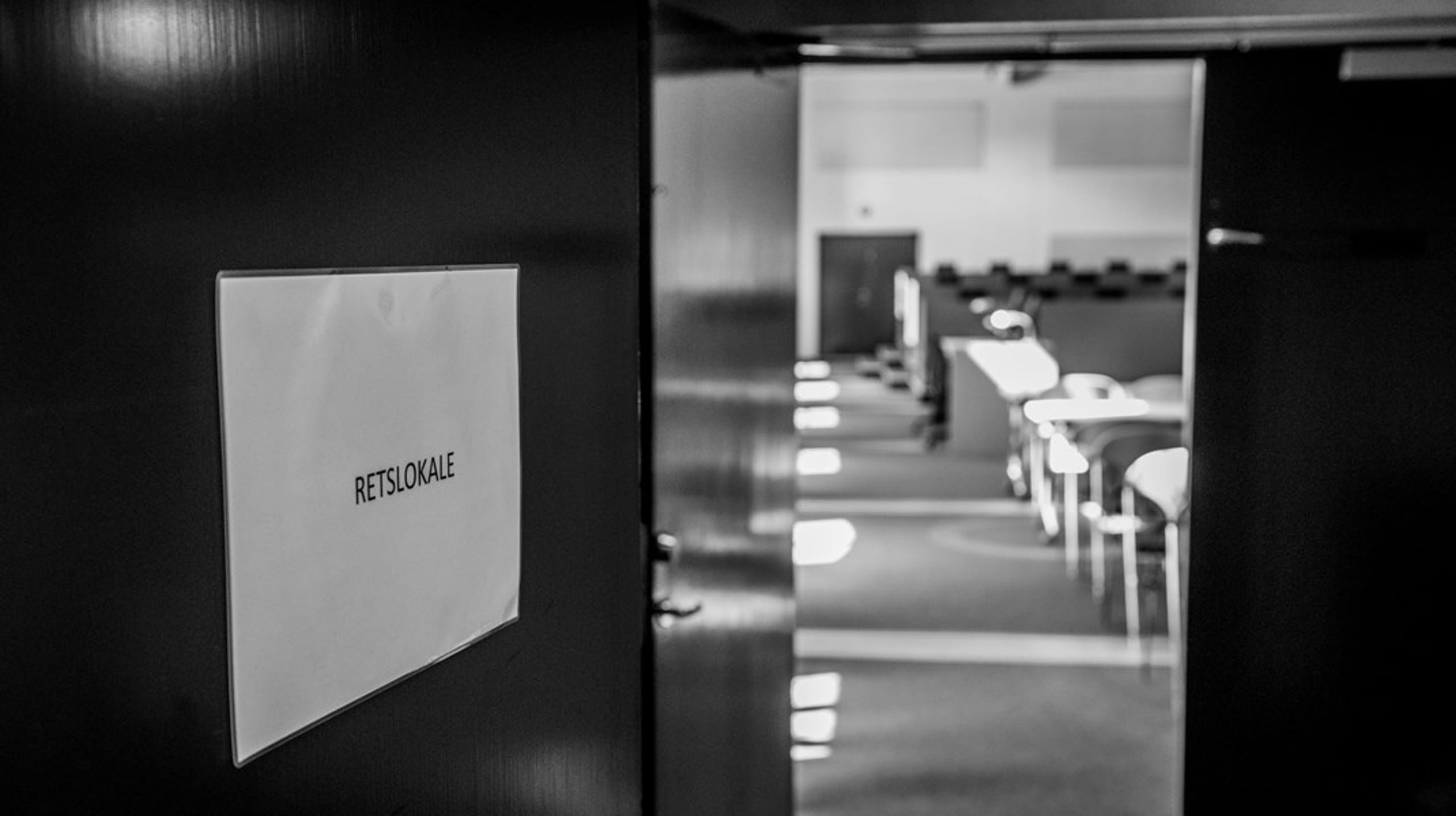 Mange af de ansatte fra Udlændingestyrelsen i 2016 skal de kommende måneder vidne i retssalen i rigsretssagen mod tidligere udlændinge- og integrationsminister Inger Støjberg.