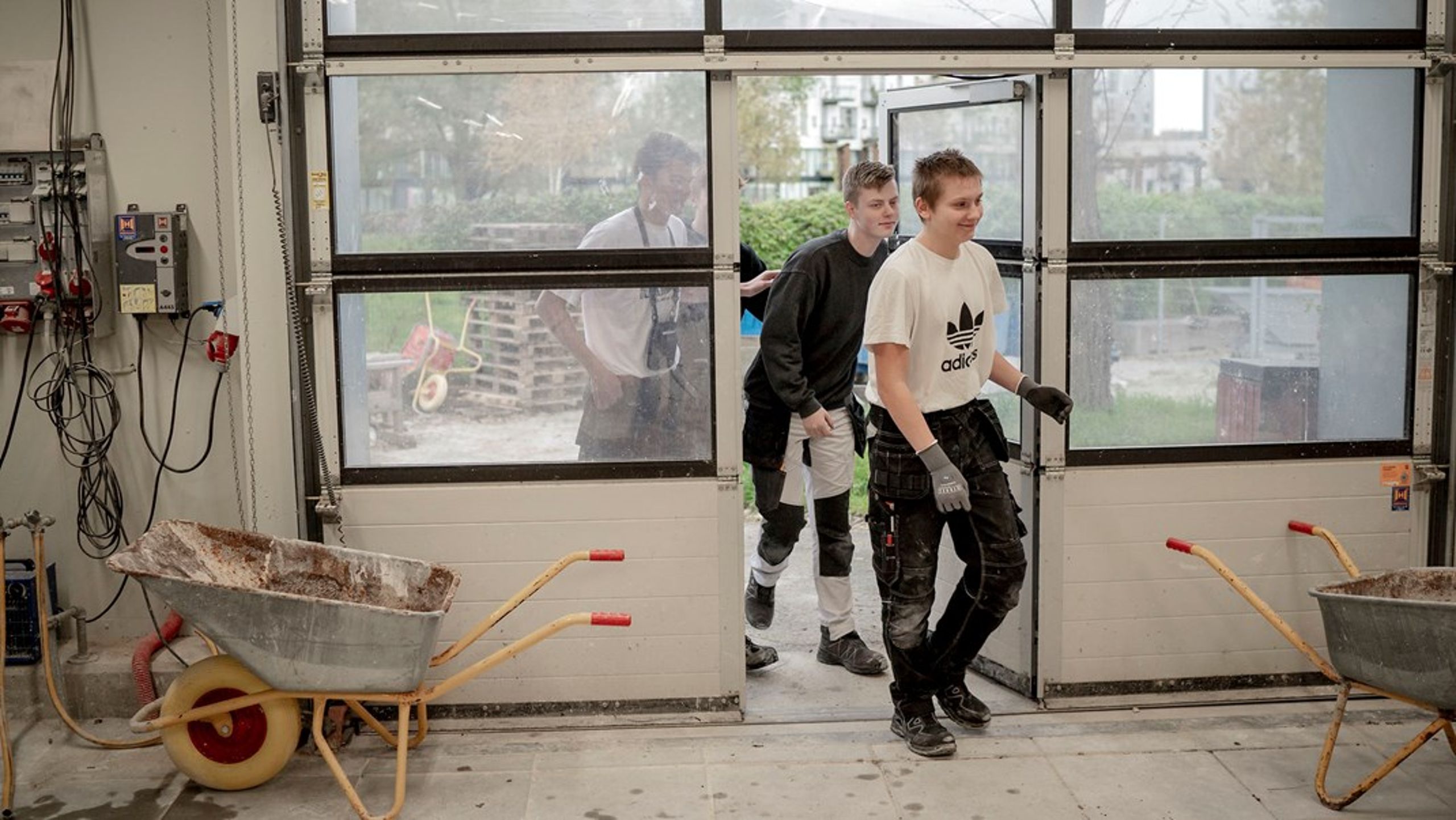 Samfundets behov for kompetente medarbejdere med både faglærte og akademiske kompetencer er afgørende for balancen i samfundet, men det er de unge, som skal vælge en ungdomsuddannelse, og derfor skal afsættet tages i netop dem, skriver Ole Heinager.<br>