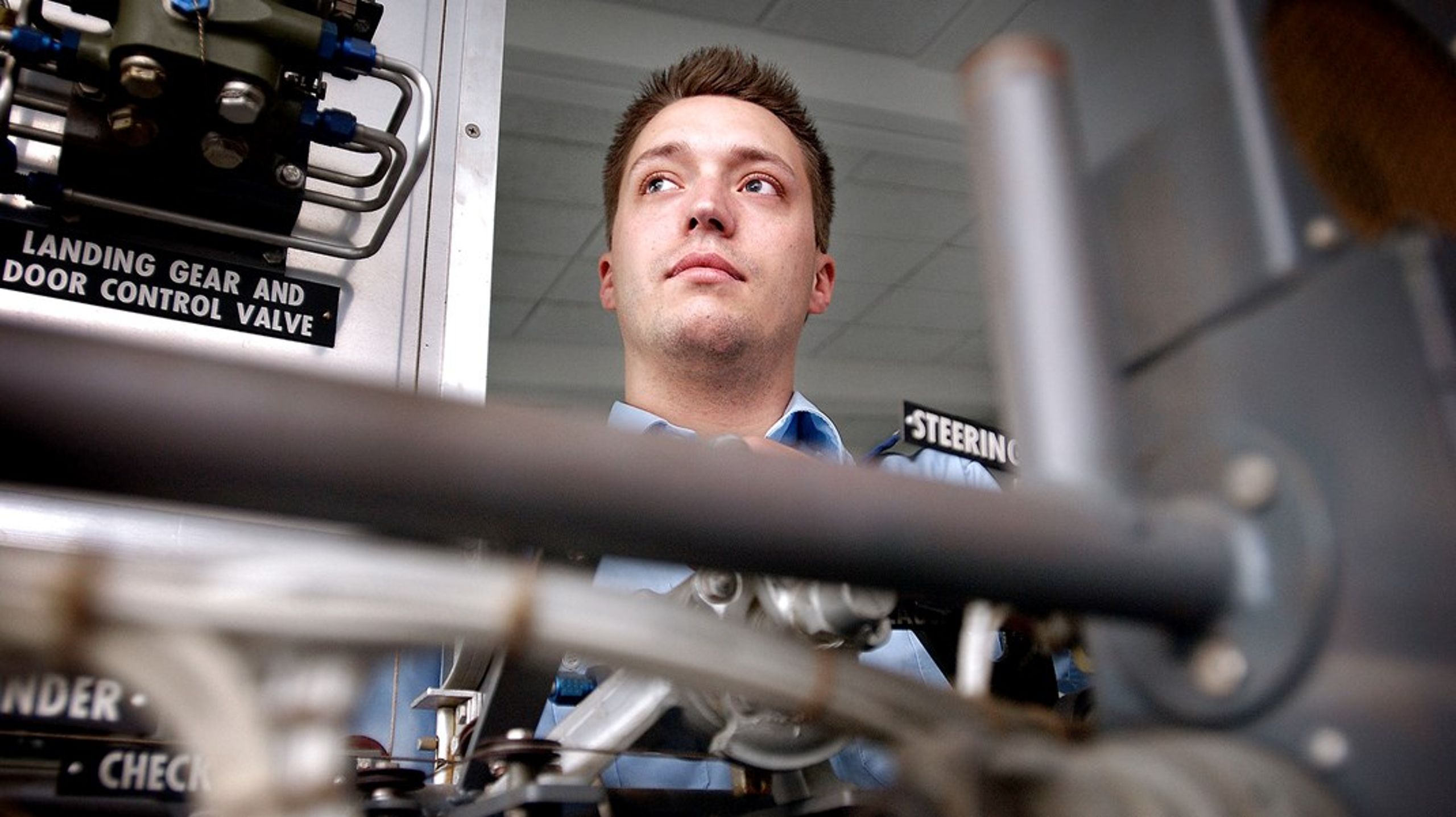 <span>Jeg kan ikke lade være med at tænke på, om vejen til større trivsel ikke også rummer et bedre match mellem ung og uddannelse. Her står erhvervsuddannelserne klar med et arsenal af muligheder, skriver&nbsp;Stina Vrang Elias.</span>