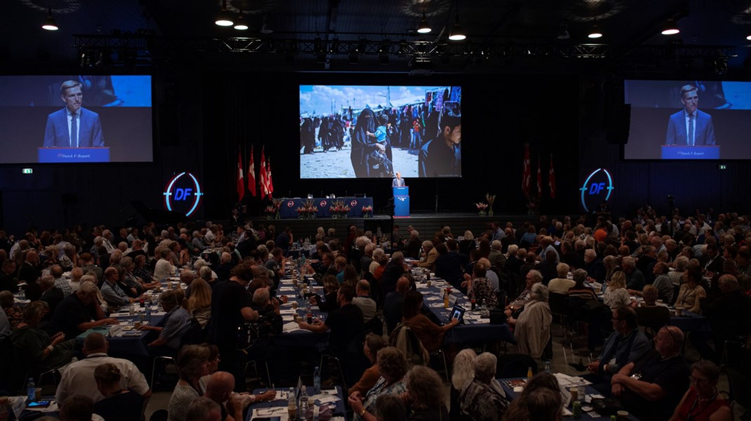 "Valget fortæller, at der er en del i baglandet, der faktisk mener det samme som Martin Henriksen, og at politikken skal strammes," vurderer Erik Holstein.