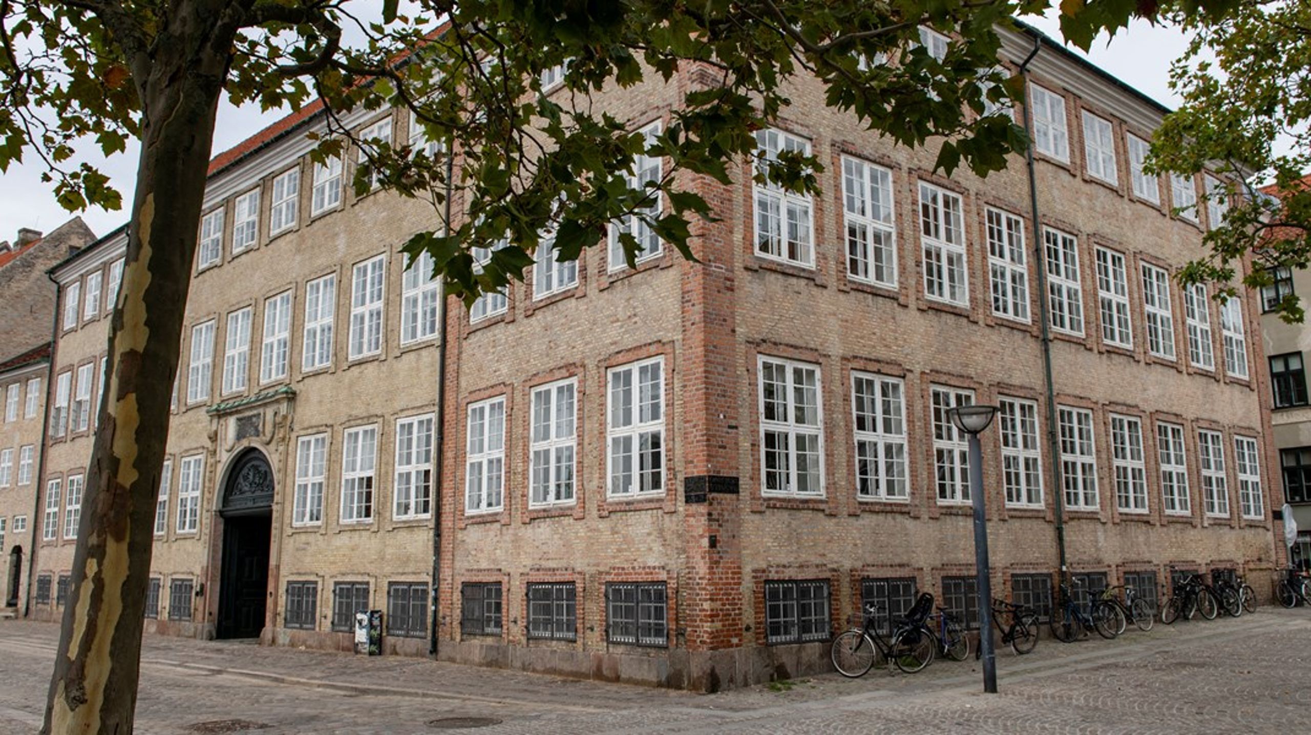 "Under første coronanedlukning oplevede vi, at rigtig mange brugte meget tid på at kritisere&nbsp;vores politikere. Men når der skulle gives svar på, hvad løsningerne kunne være, var vi faktisk ganske få, som satte os sammen og kom med bud på gode løsninger. Og&nbsp;så blev der lyttet," siger bestyrelsesleder i Dansk Kulturliv&nbsp;Peter Mark Lundberg. På billedet ses Kulturministeriet.