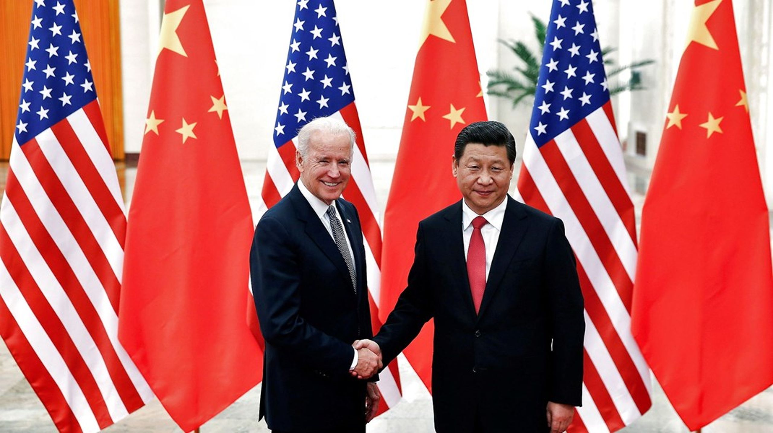 Biden-administrationens skildring af et kold krigs-lignende scenarie, hvor det demokratiske Vesten står forenet mod enevælden, afspejler ikke de europæiske opfattelse, skriver&nbsp;Ivan Krastev og Mark Leonard.
